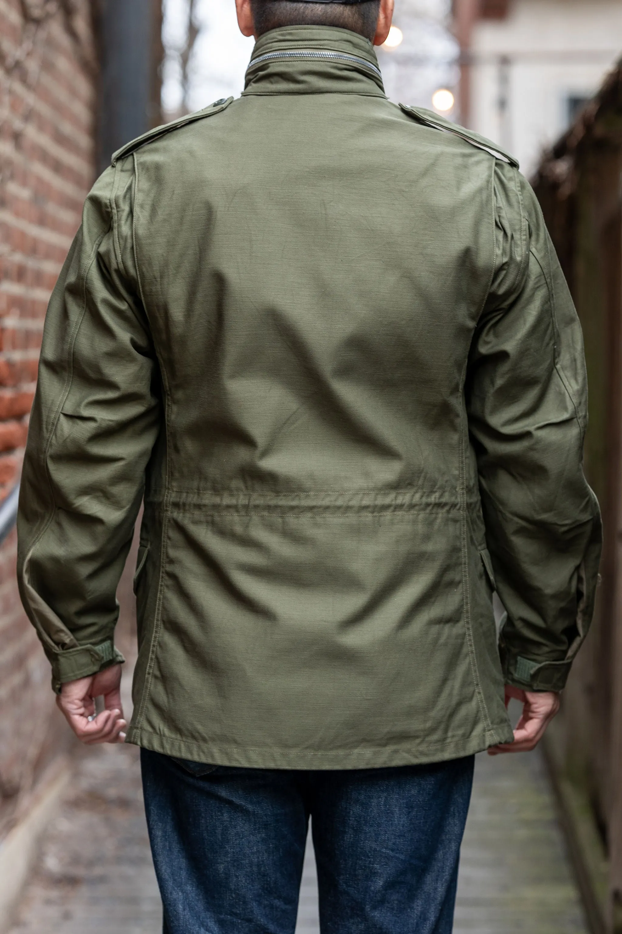 Buzz Rickson's BR11702 Type M-65 - Olive sold by Franklin and Poe product image thumbnail 3