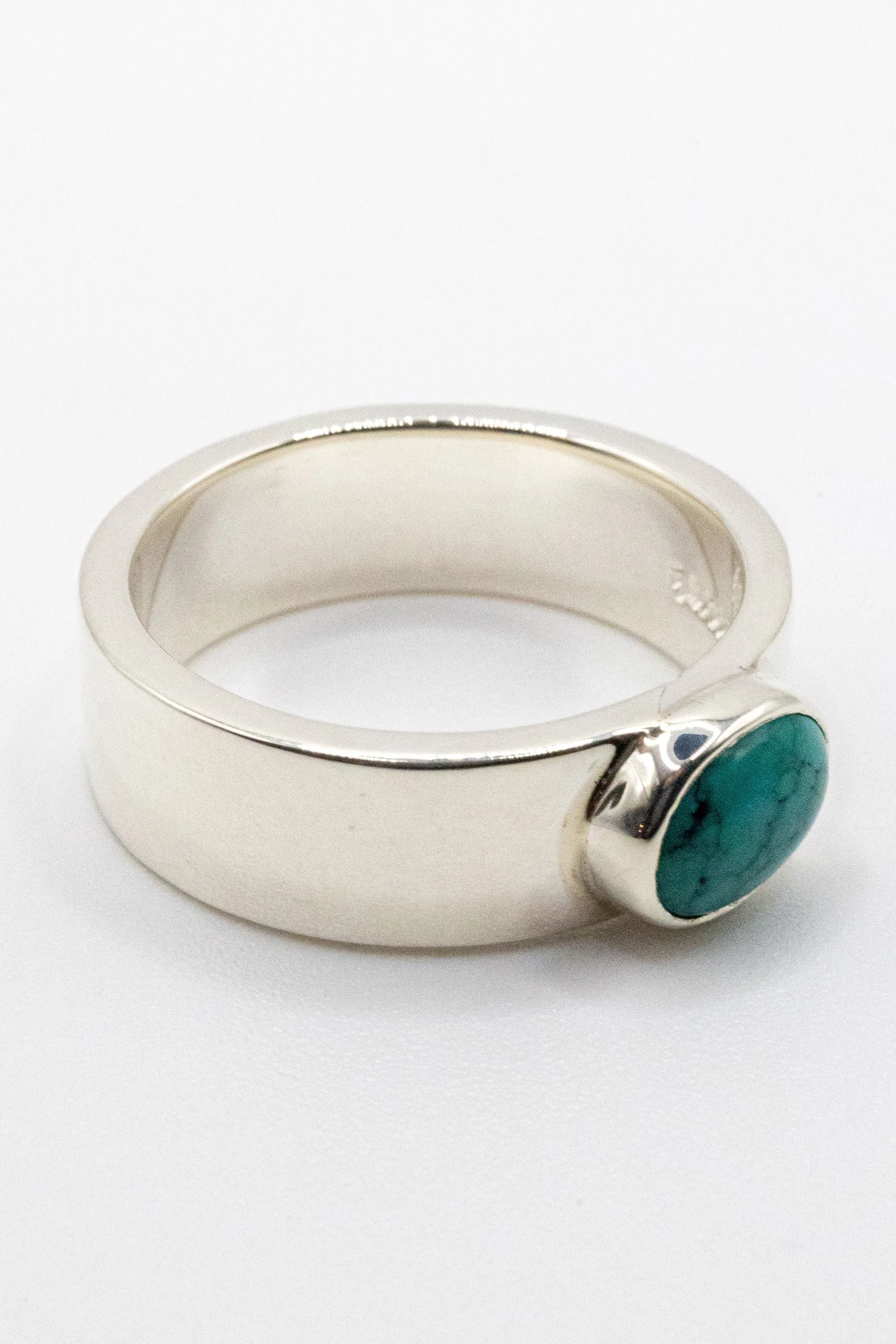 First Arrow's R-081 Flat Hammered Ring with Turquoise sold by Franklin and Poe product image thumbnail 3