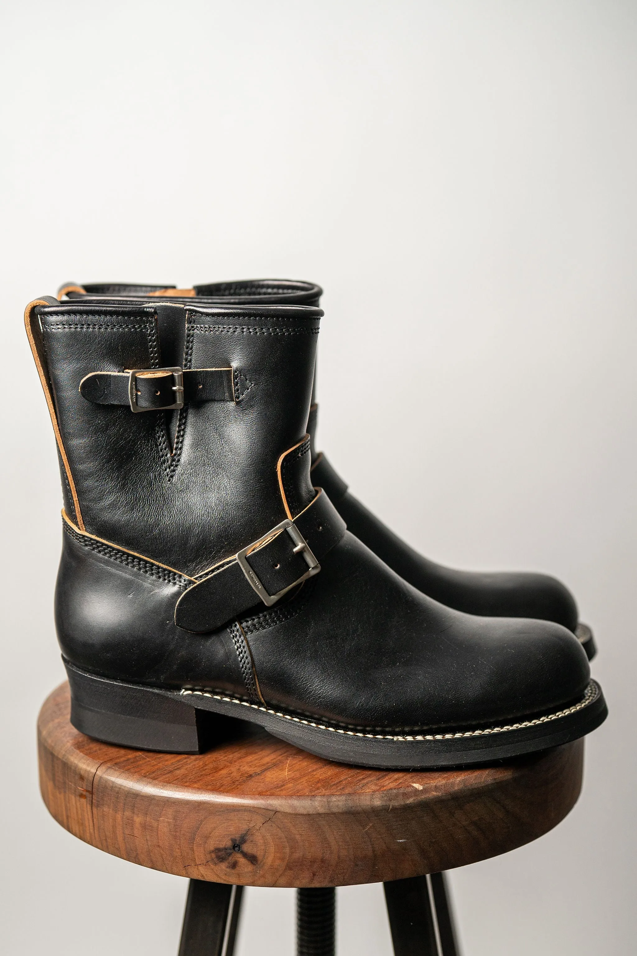 The Flat Head FN-FB-001 Horsehide Engineer Boots - Black sold by Franklin and Poe product image thumbnail 4