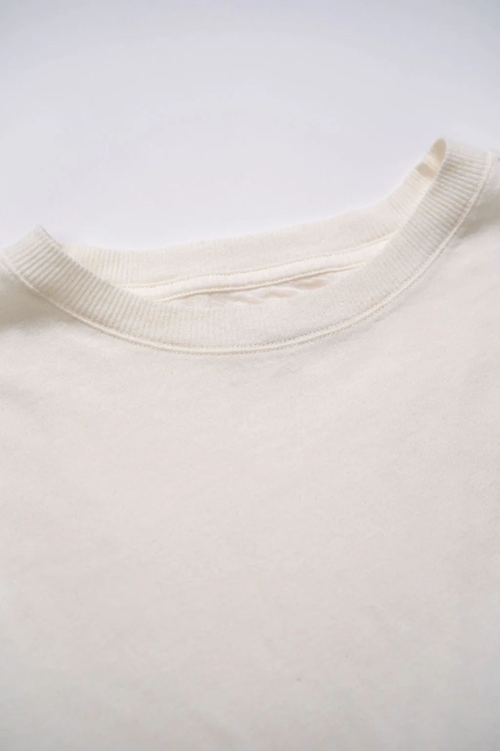 Merz b. Schwanen HPT01 Relaxed Fit T-shirt 5.4OZ Cotton-Hemp - White sold by Franklin and Poe product image thumbnail 5