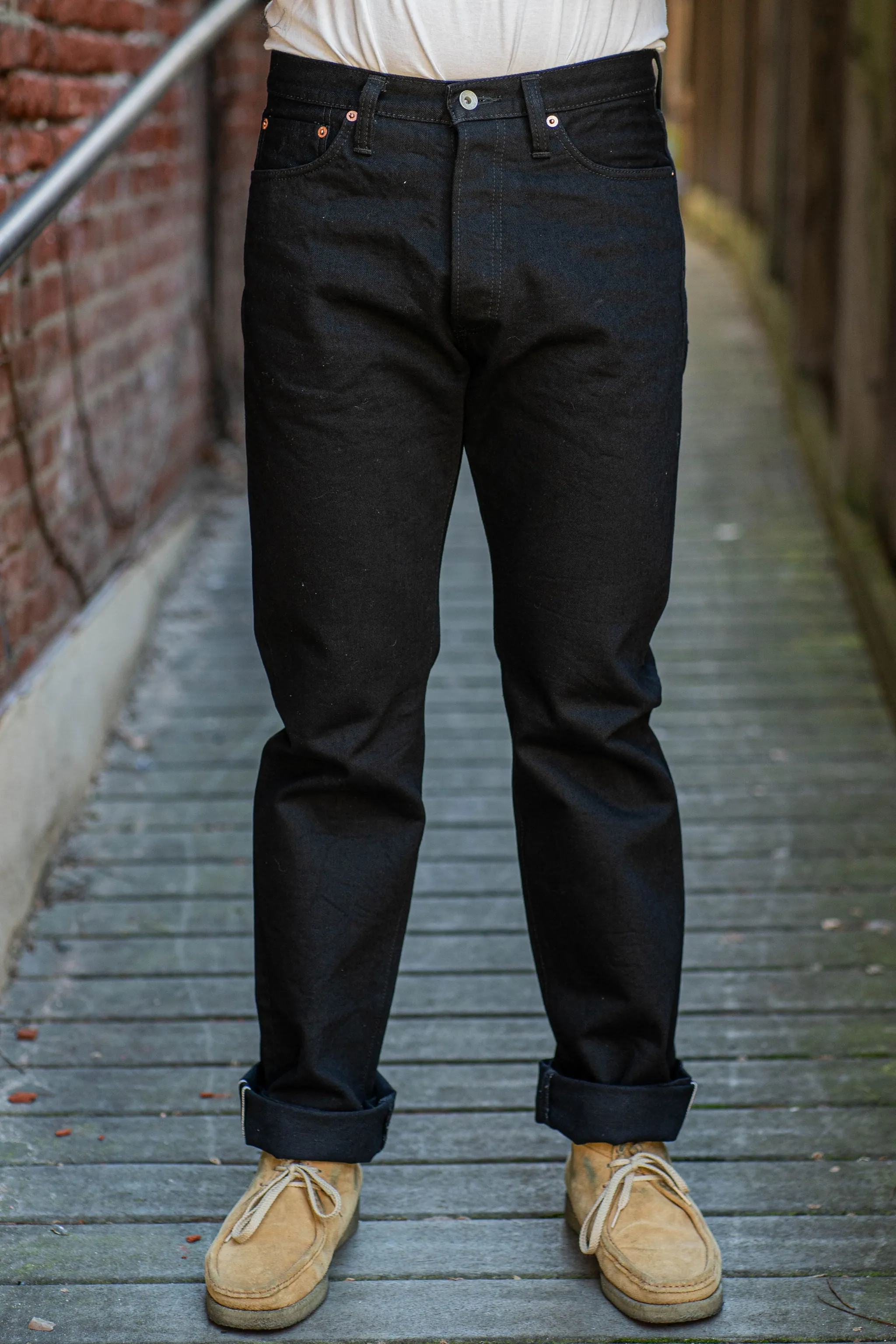 Iron Heart IH-888S-142bb 14oz Selvedge Denim Mid/High Rise Tapered Cut Jeans - Black/Black sold by Franklin and Poe