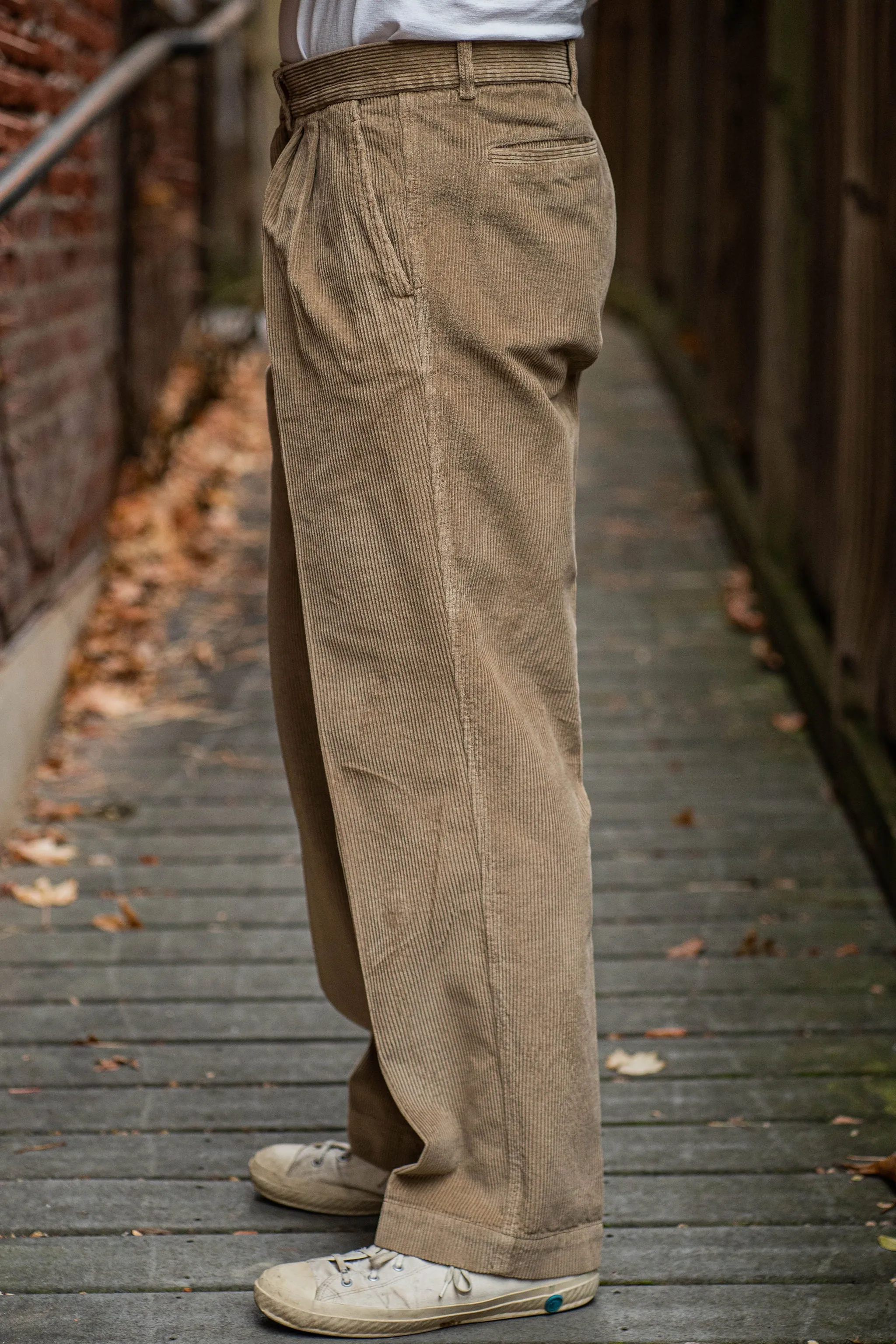 Knickerbocker Corduroy Town Pant - Khaki sold by Franklin and Poe product image thumbnail 2
