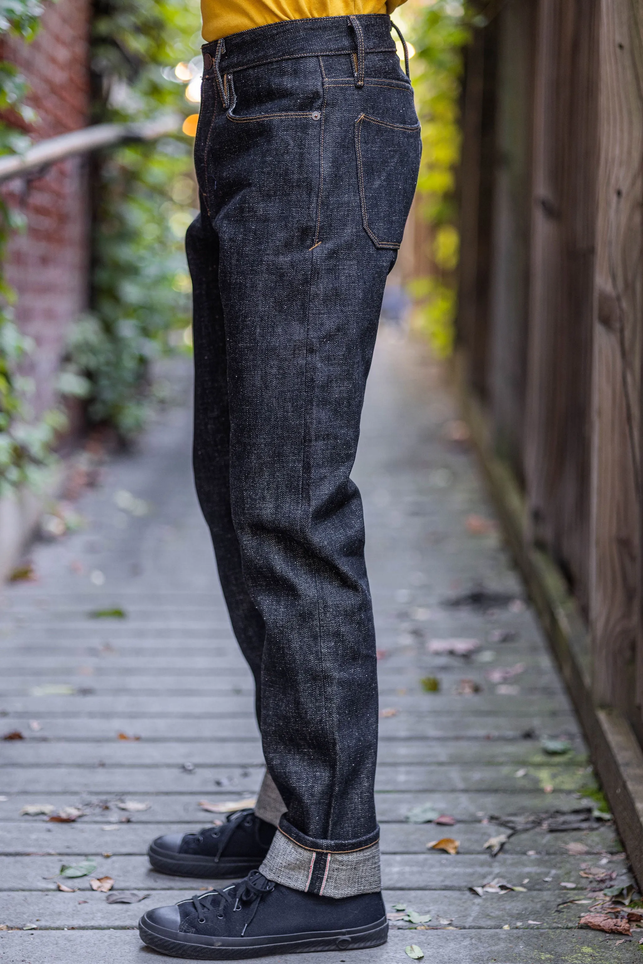 Freenote Cloth Portola - 17oz Black White Slub sold by Franklin and Poe product image thumbnail 2