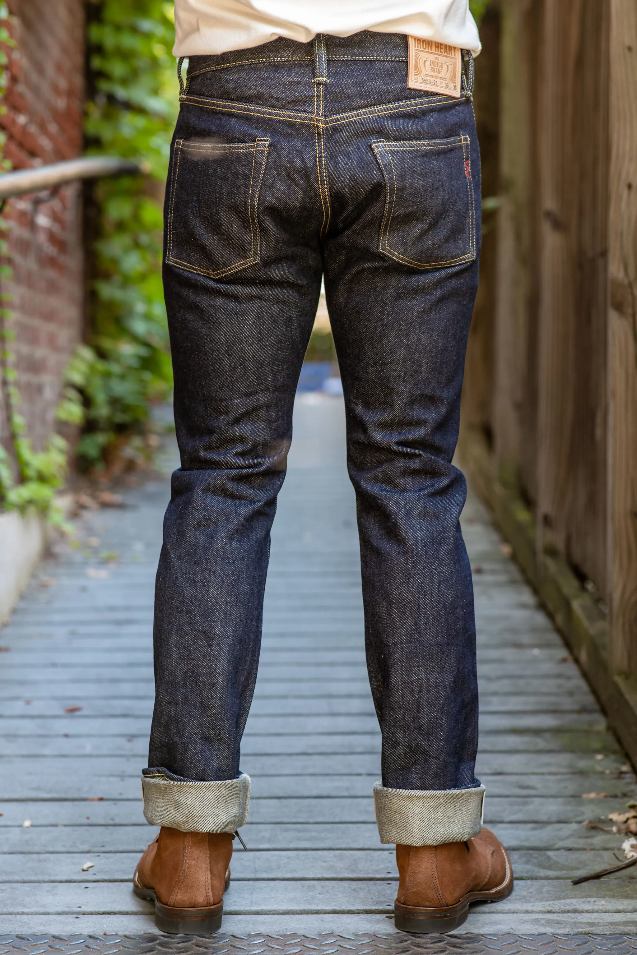 Iron Heart IH-555S-21 - 21oz. Selvedge Denim Super Slim sold by Franklin and Poe product image thumbnail 3