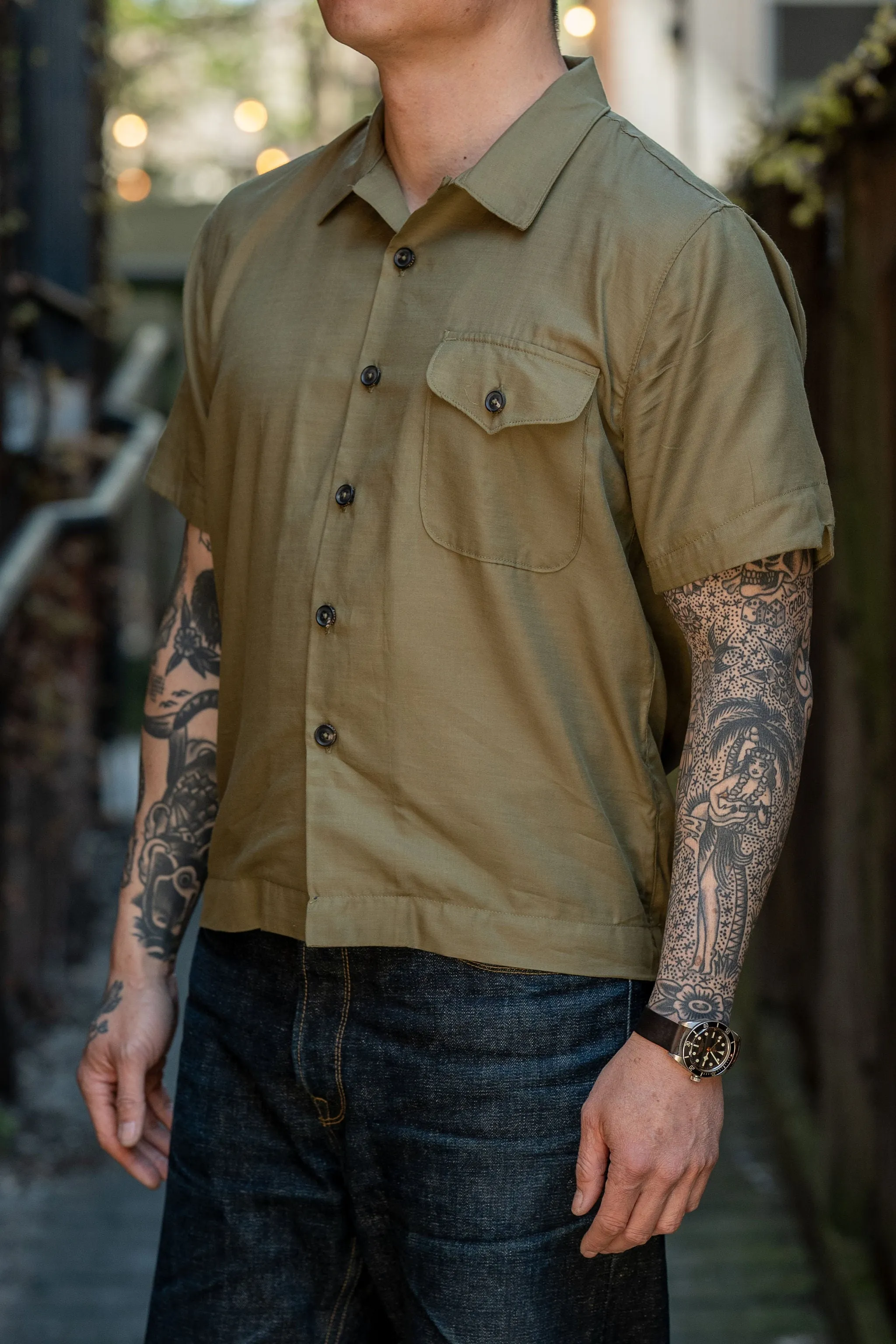 Freenote Cloth Jove - Olive sold by Franklin and Poe product image thumbnail 2