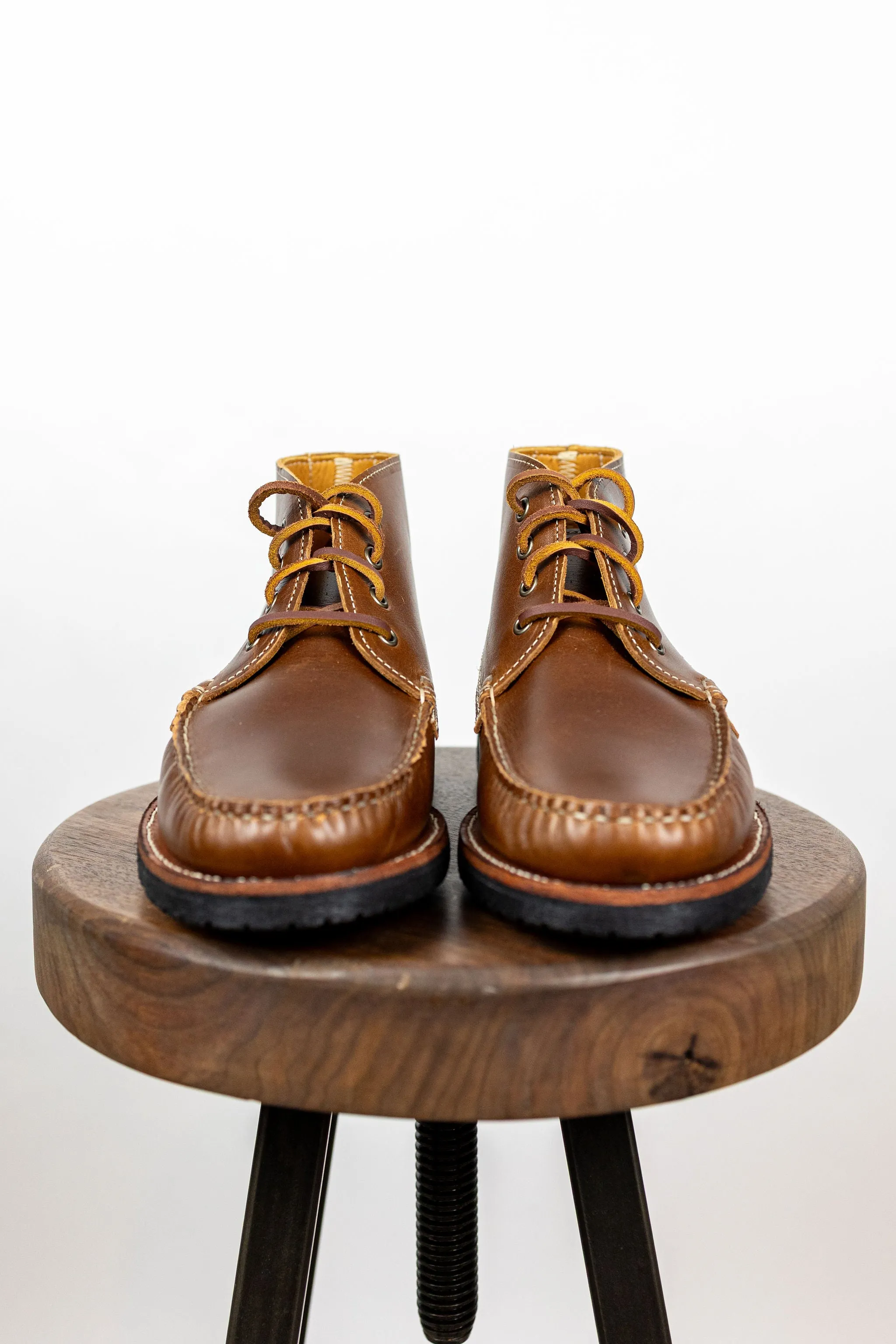 Easymoc Old Port - Cigar Leather sold by Franklin and Poe product image thumbnail 2