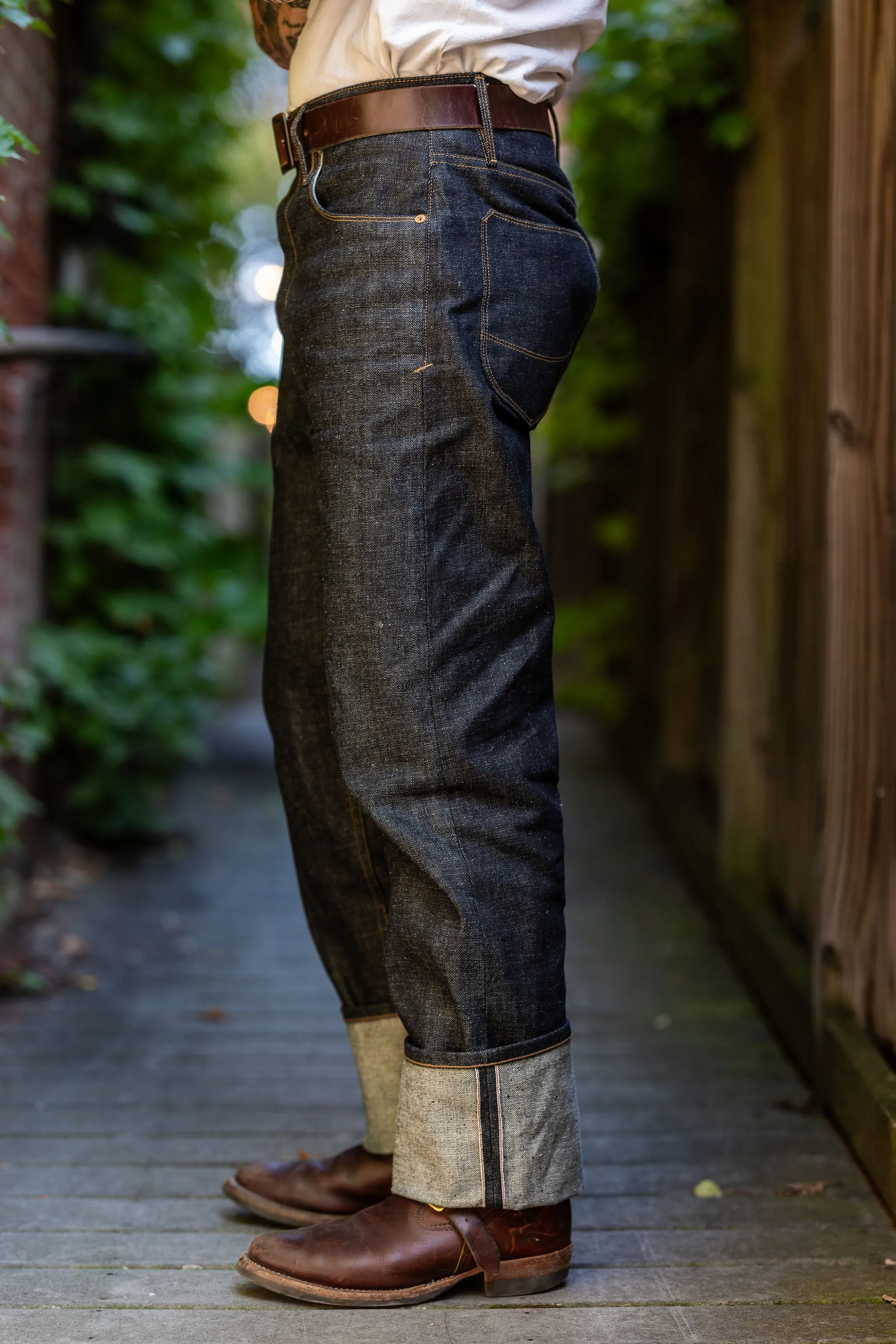 Freenote Cloth Modesto - 16oz Indigo Denim sold by Franklin and Poe product image thumbnail 2