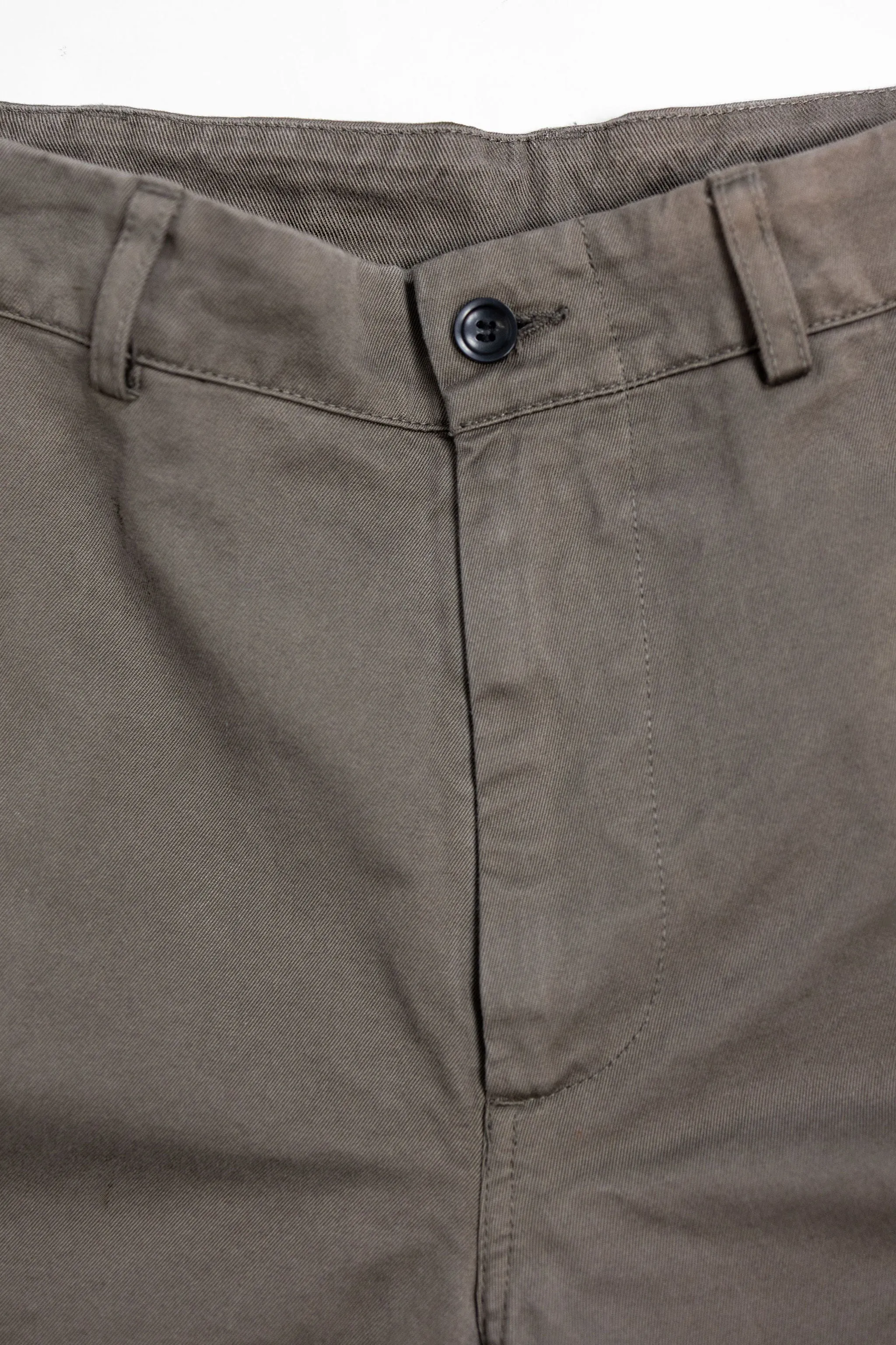 Knickerbocker Canal Tapered TwillForm Pant - Granite sold by Franklin and Poe product image thumbnail 5