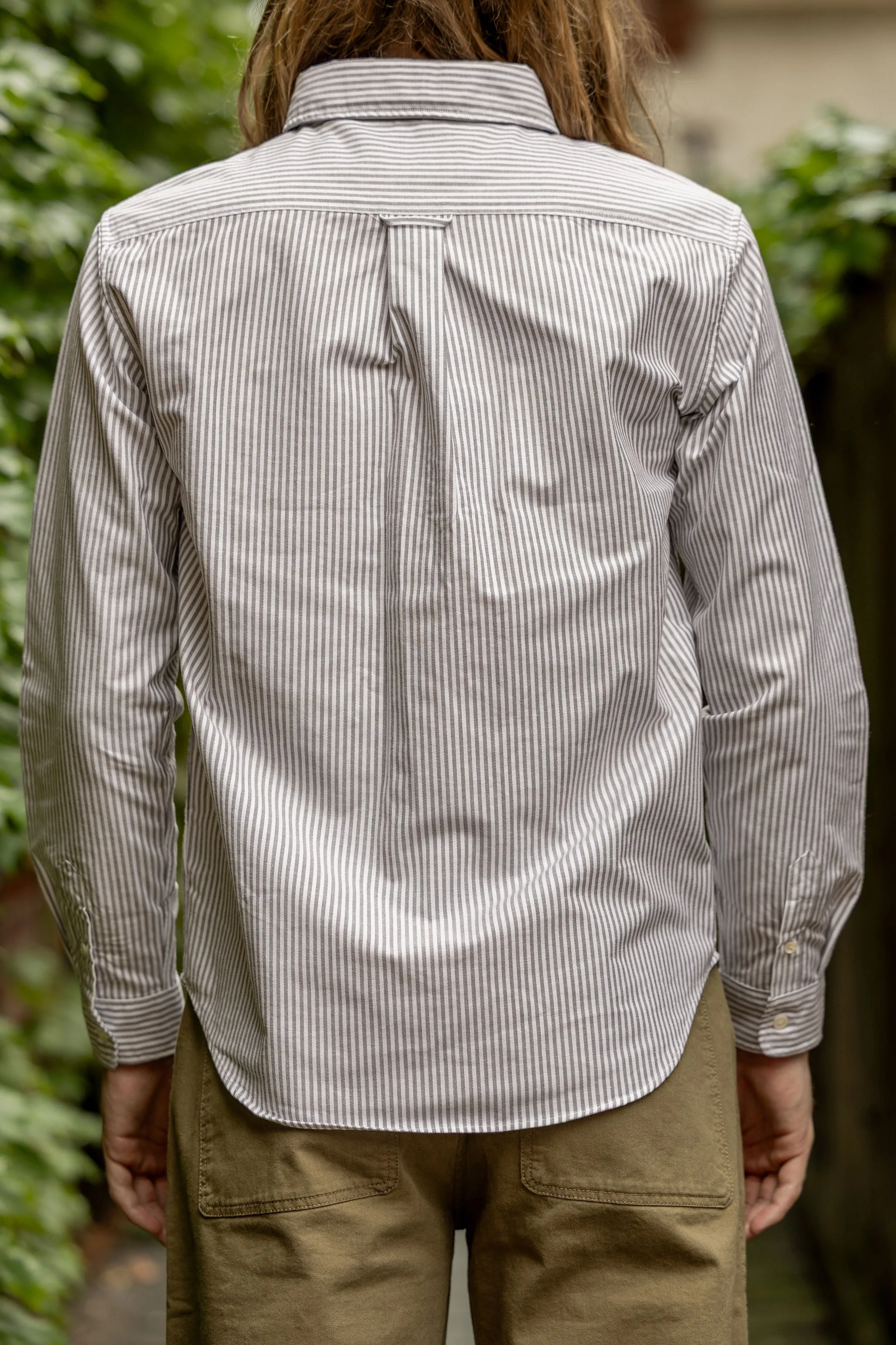 Knickerbocker "Beefy" Cotton Oxford - Brown Stripe sold by Franklin and Poe product image thumbnail 3