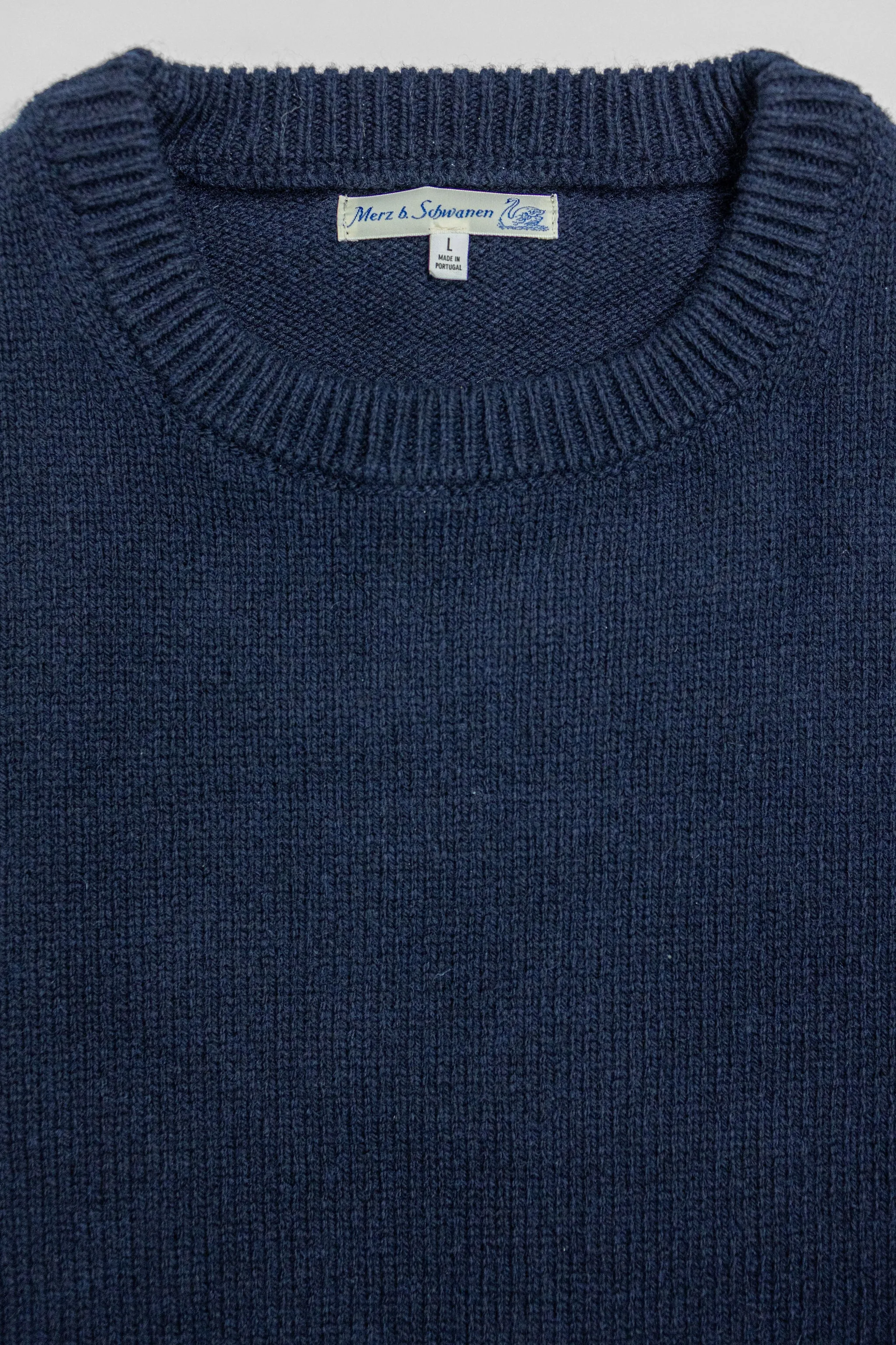 Merz b. Schwanen LOCC01 Crew Pullover Merino Cashmere Blend - Dark Navy sold by Franklin and Poe product image thumbnail 5