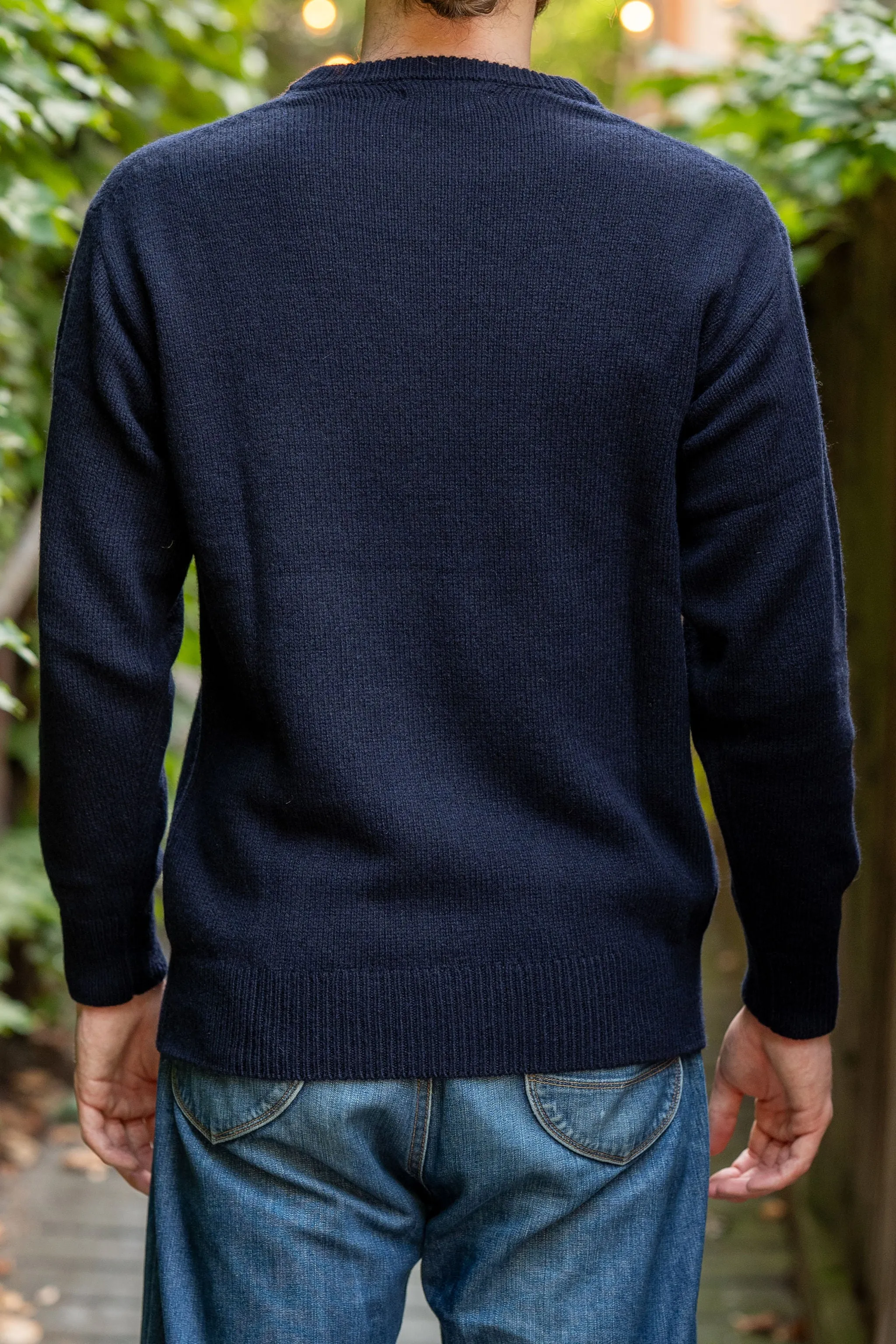 Merz b. Schwanen LOCC01 Crew Pullover Merino Cashmere Blend - Dark Navy sold by Franklin and Poe product image thumbnail 3