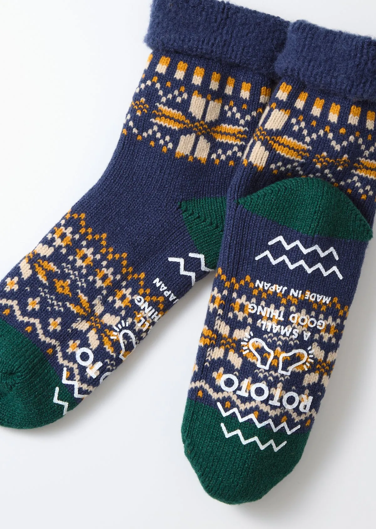 RoToTo R1624 Comfy Room Socks Snowflake - Navy sold by Franklin and Poe product image thumbnail 5