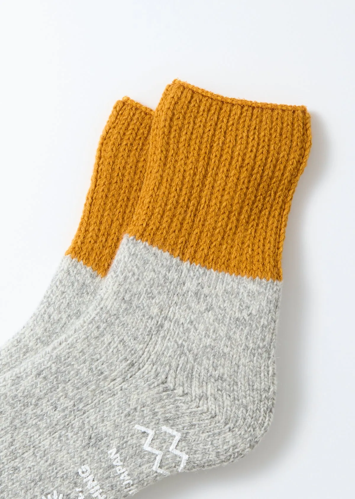 RoToTo R1618 Retro Winter Room Socks - Gold sold by Franklin and Poe product image thumbnail 3