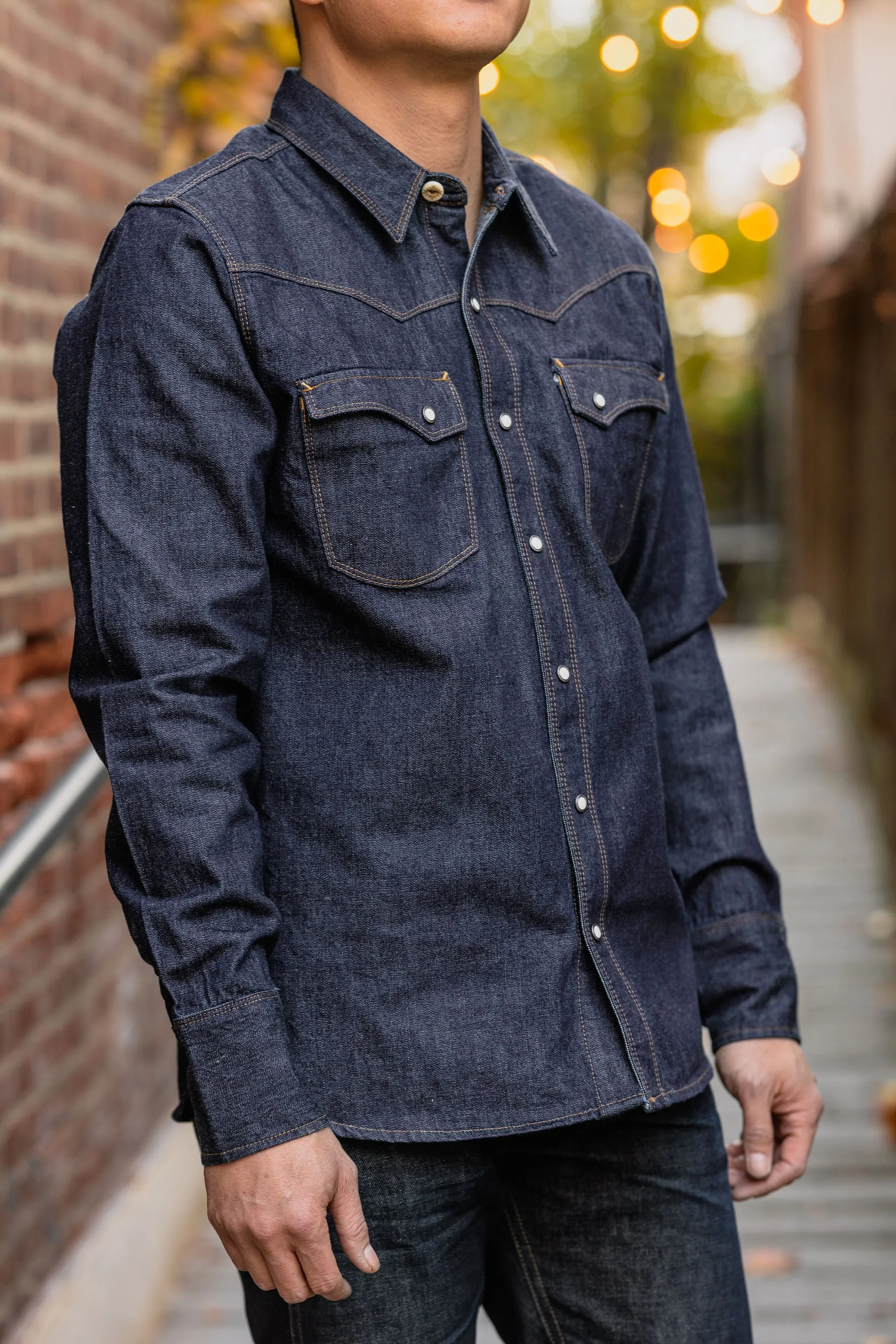 Freenote Cloth Calico - 9oz Indigo Denim sold by Franklin and Poe product image thumbnail 2