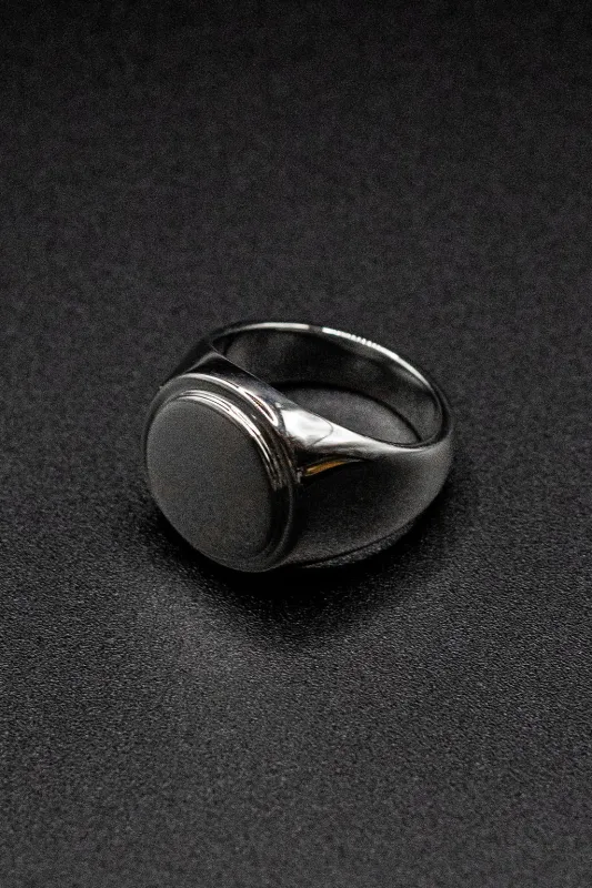 O.P. Jewellery Blank Signet Ring made by Franklin and Poe