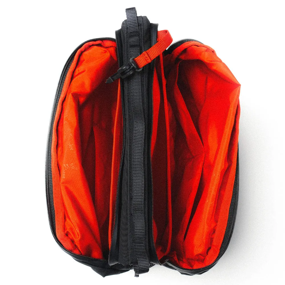 Topologie | Bottle Sacoche Large bag 'Black Tech Sateen' sold by Hatchet Outdoor Supply Co product image thumbnail 3