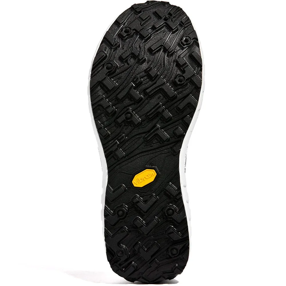 norda | Women's norda 001 'Black' sold by Hatchet Outdoor Supply Co product image thumbnail 4