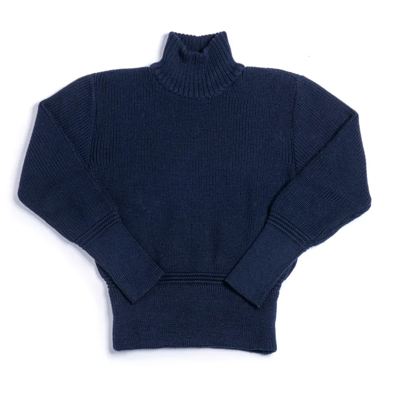 Frau Rollkragen sold by Heimat Textil