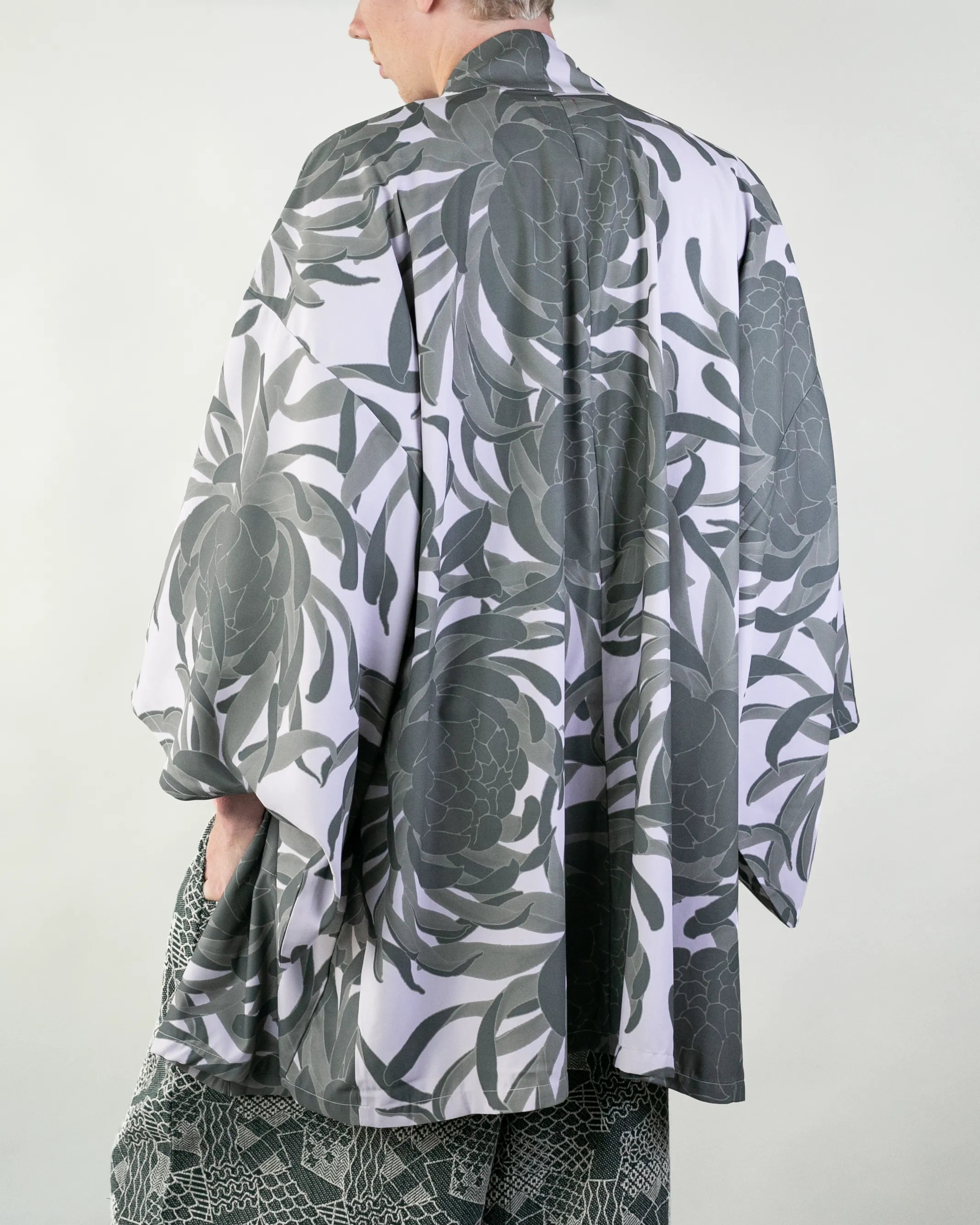 Wa-Modern Haori Robe, Grey Flower Pattern sold by Kiriko product image thumbnail 2