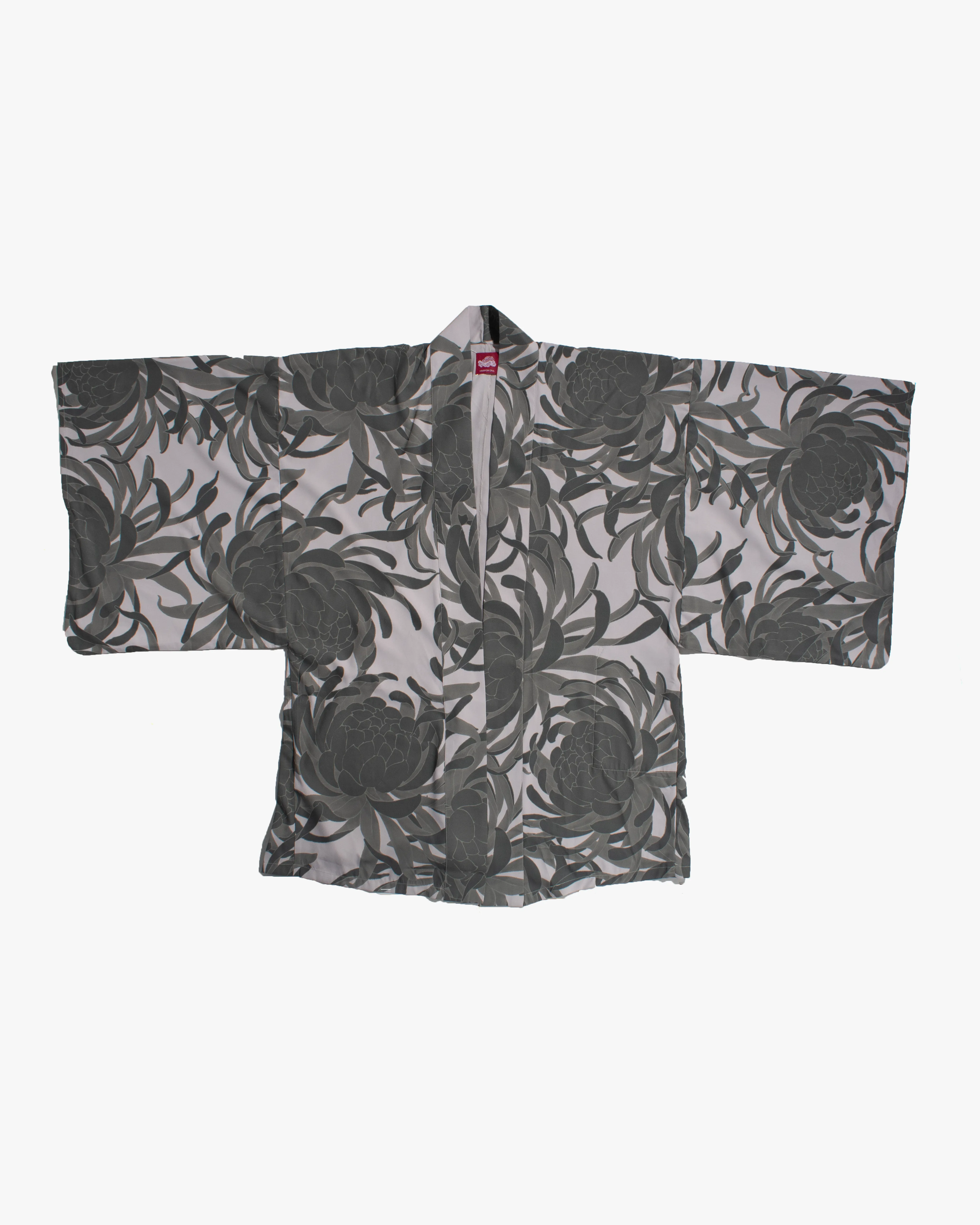 Wa-Modern Haori Robe, Grey Flower Pattern sold by Kiriko product image thumbnail 5