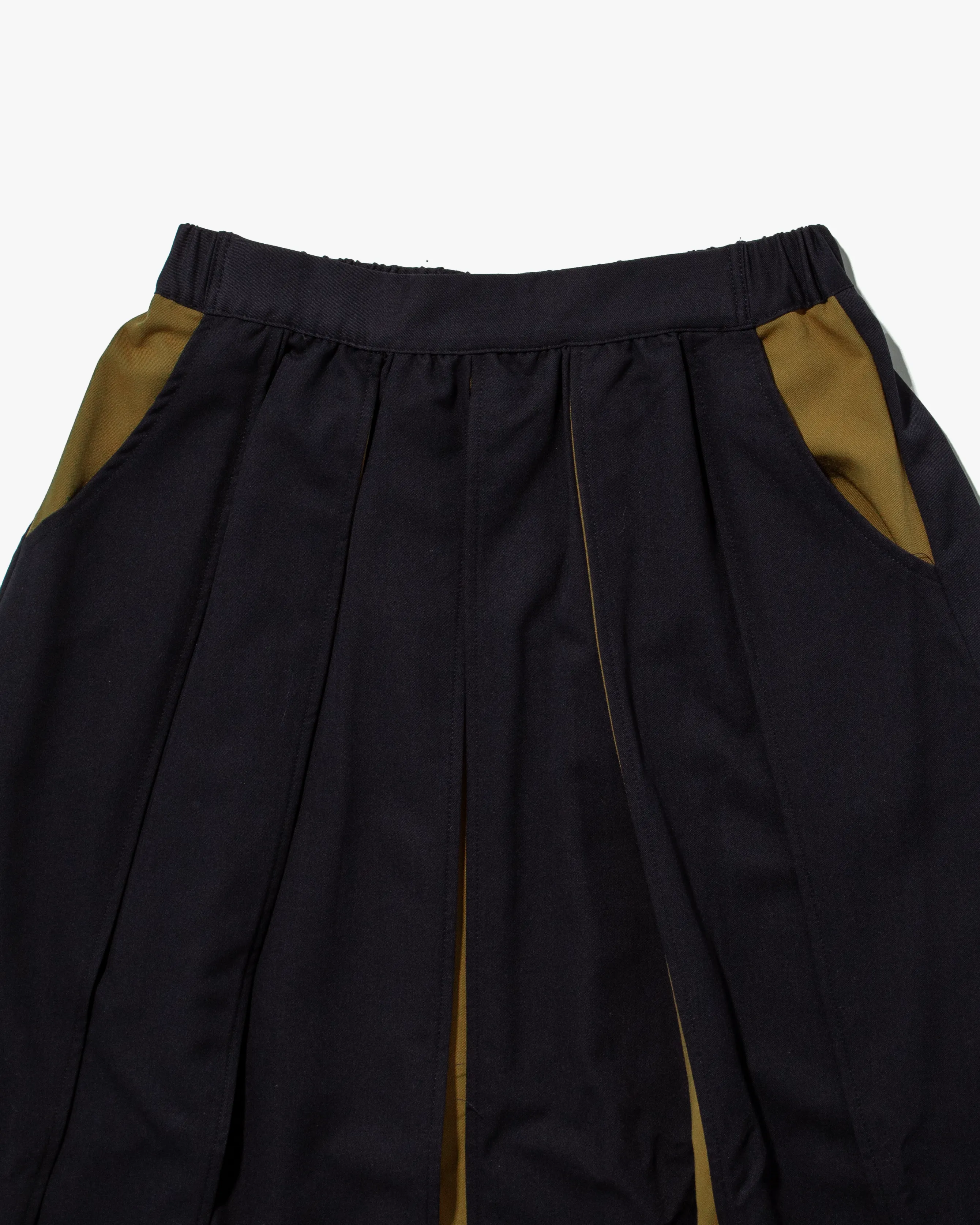 Wa-Modern Pleated Skirt, Black and Green sold by Kiriko product image thumbnail 3