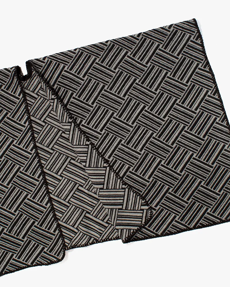 Wa-Modern Poncho, Sankuzushi, Black and White sold by Kiriko product image thumbnail 2