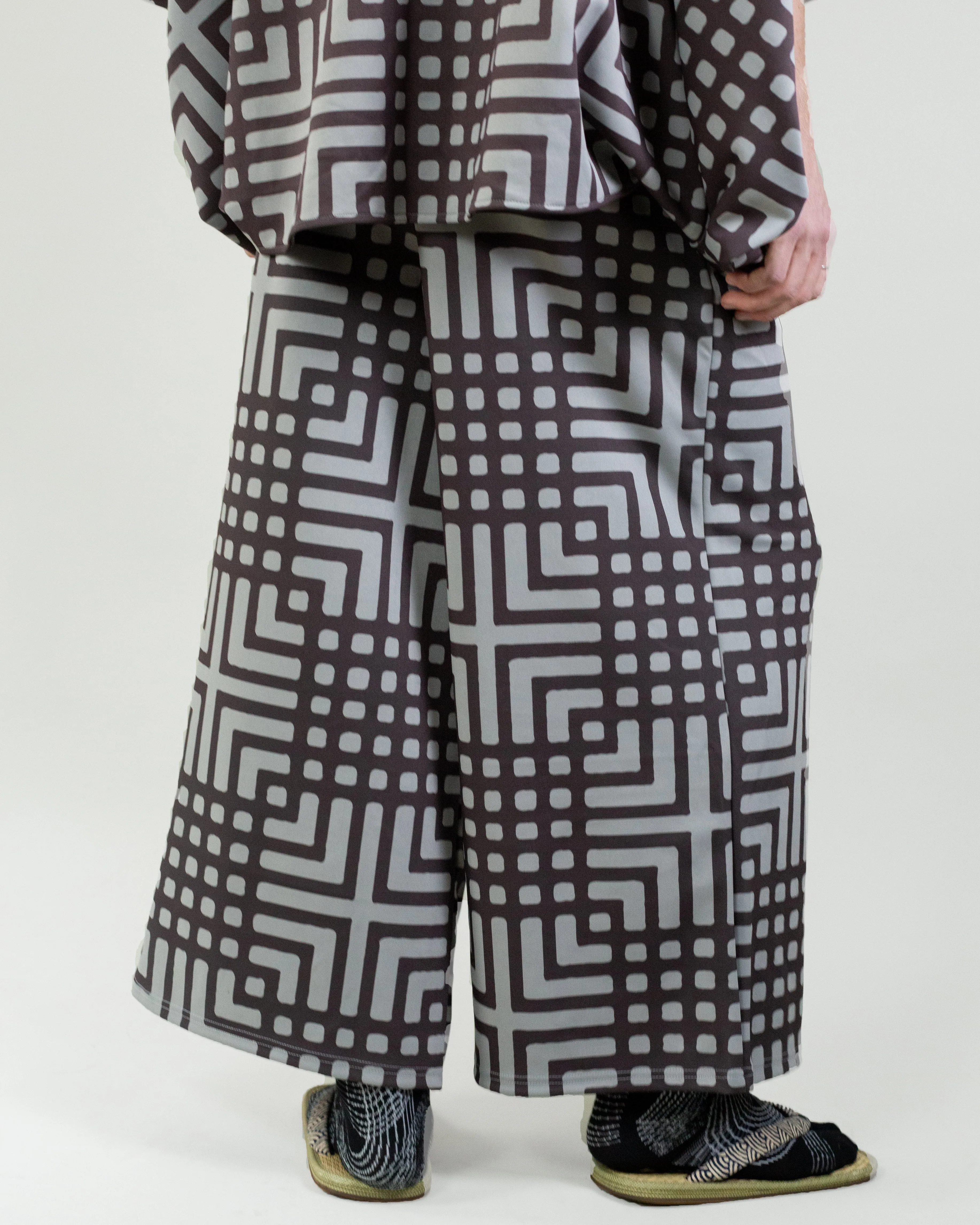 Wa-Modern Wide Pants, Grey with Brown Koushi Pattern sold by Kiriko product image thumbnail 2