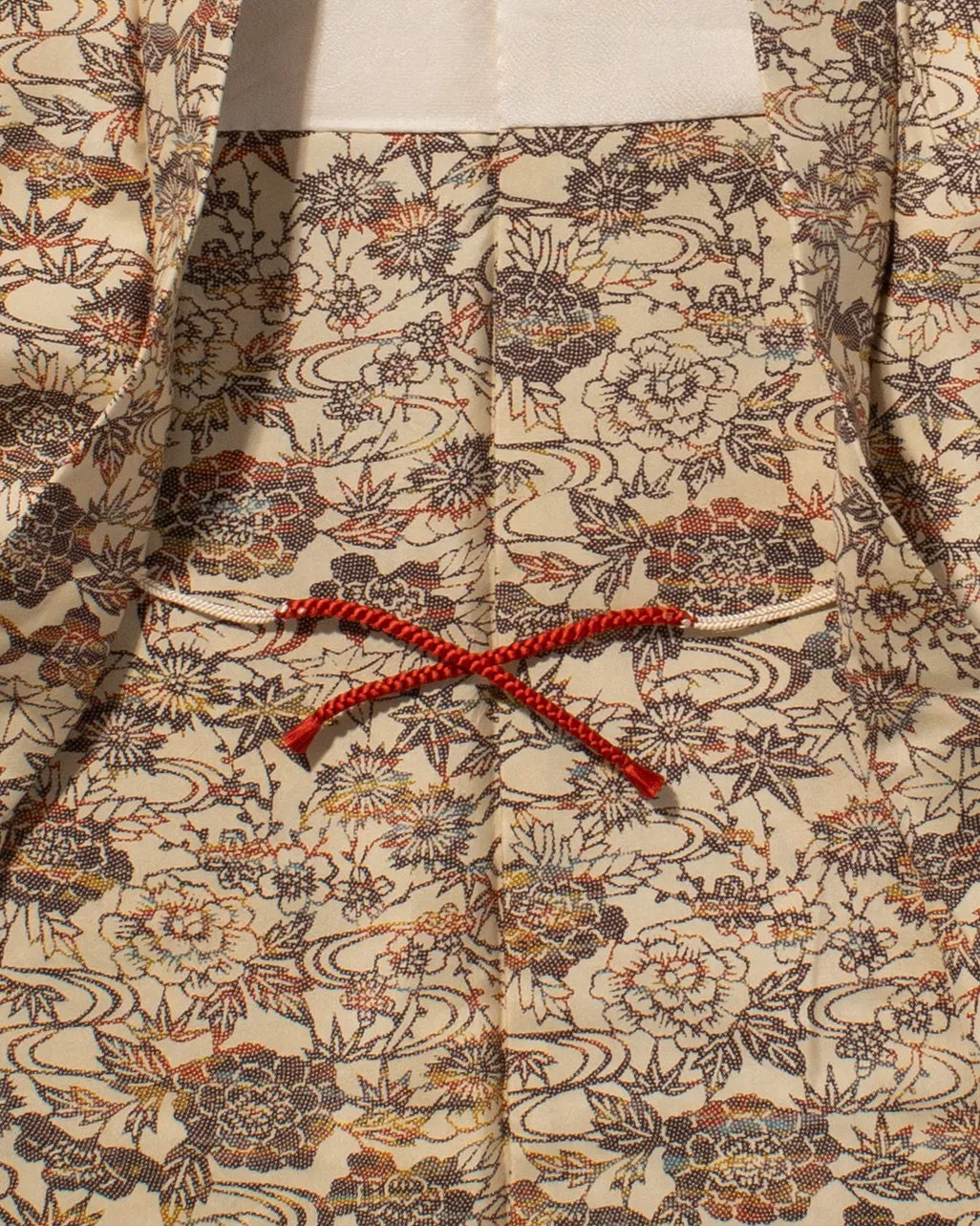 Vintage Haori Jacket, Cream with Autumn Leaves sold by Kiriko product image thumbnail 4