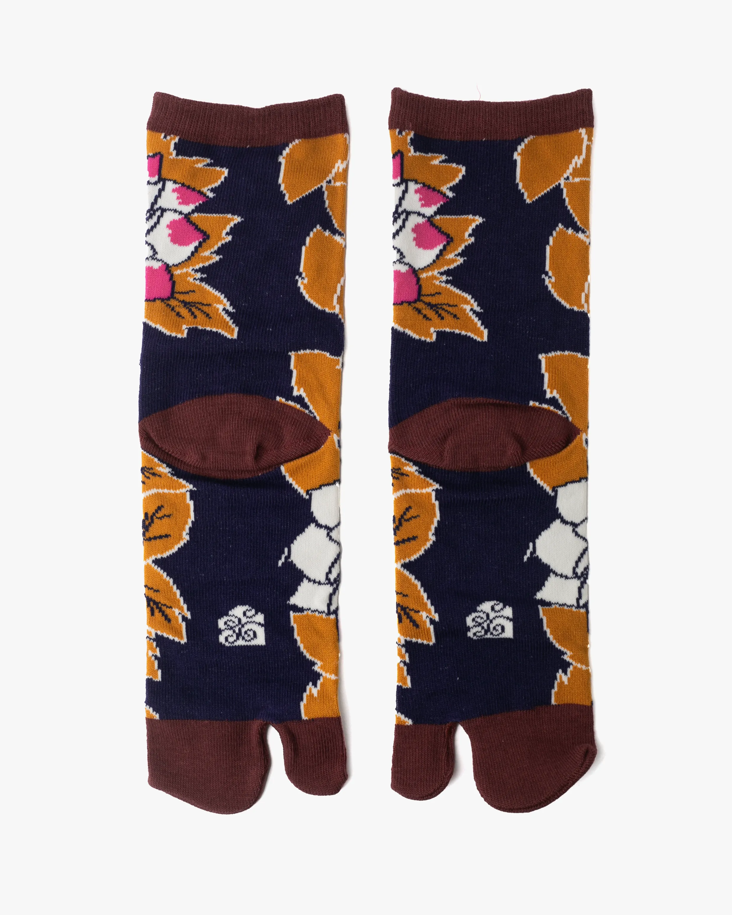 Wa Modern, Tabi Socks, Crew, Mustard Leaves and White with Pink Chrysanthemum sold by Kiriko product image thumbnail 4