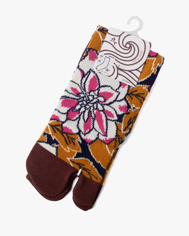 Wa Modern, Tabi Socks, Crew, Mustard Leaves and White with Pink Chrysanthemum sold by Kiriko
