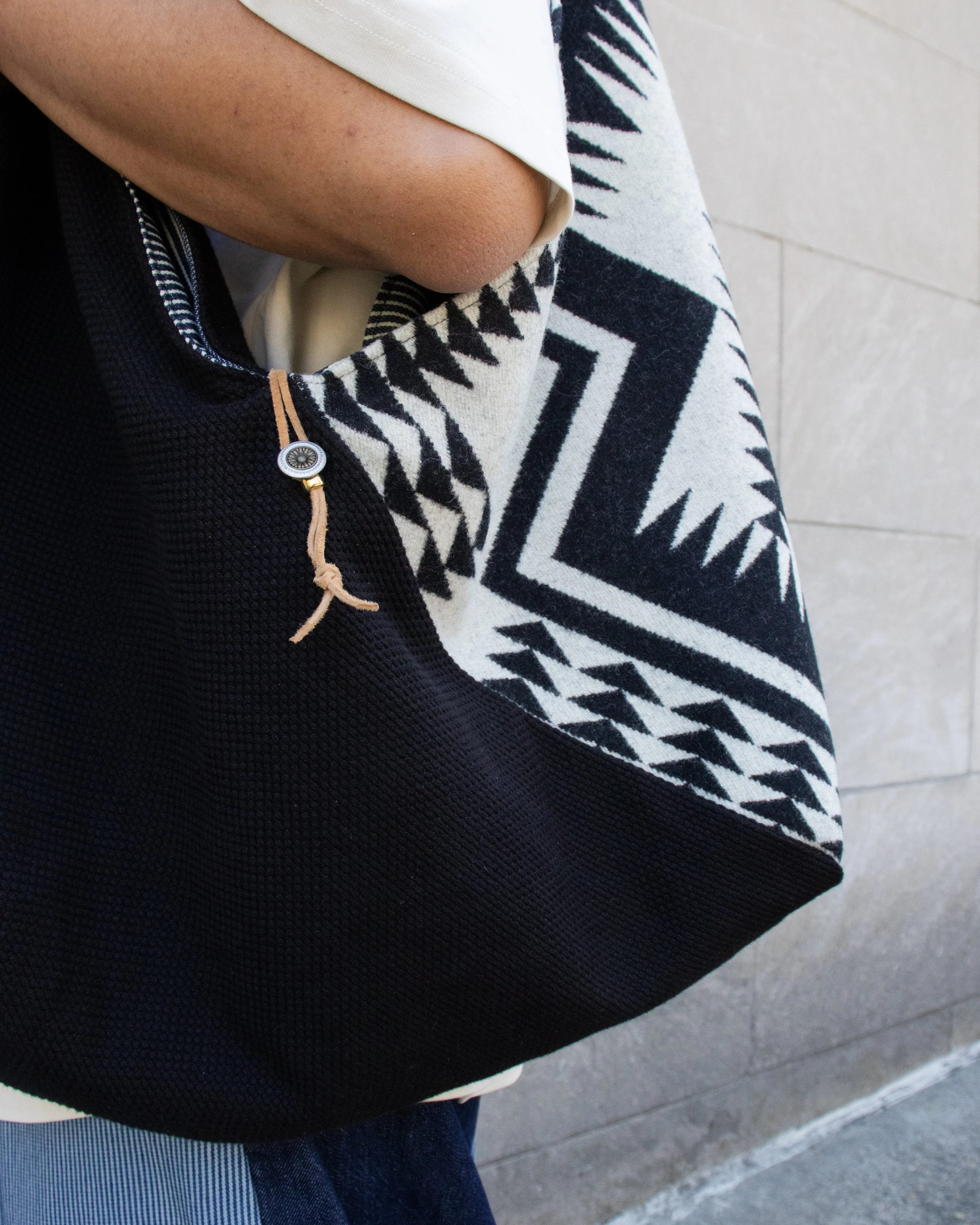 Kiriko Original Tsuno Tote, Sashi-Ori, Black with Black and White Wool Pendleton Fabric sold by Kiriko product image thumbnail 2