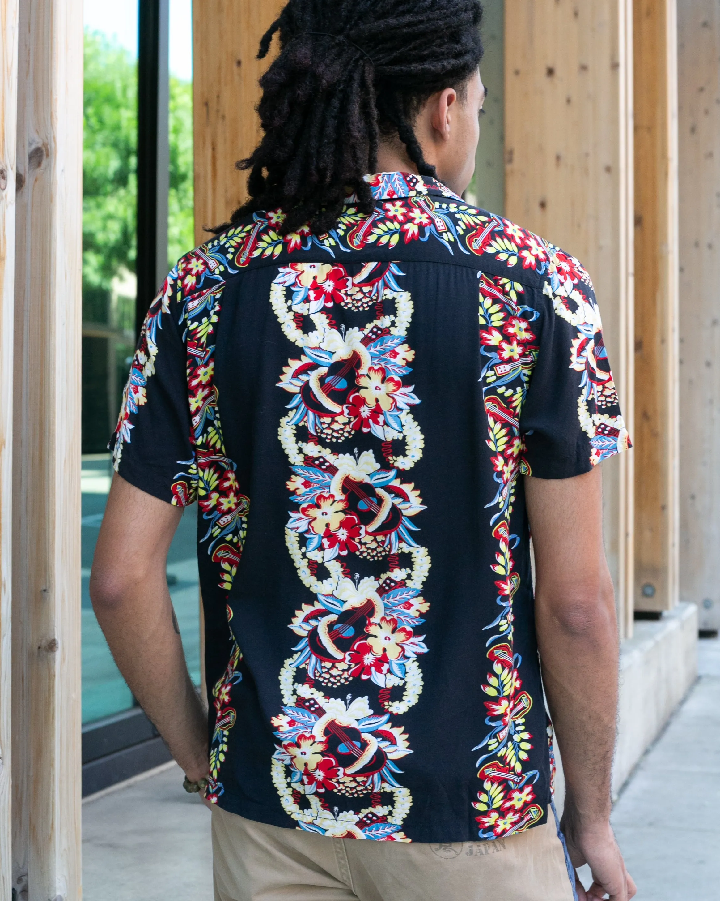 Japanese Repro, Short Sleeve Aloha Shirt, Houston Co. Brand, Black Shima with Red and Yellow Floral sold by Kiriko product image thumbnail 3