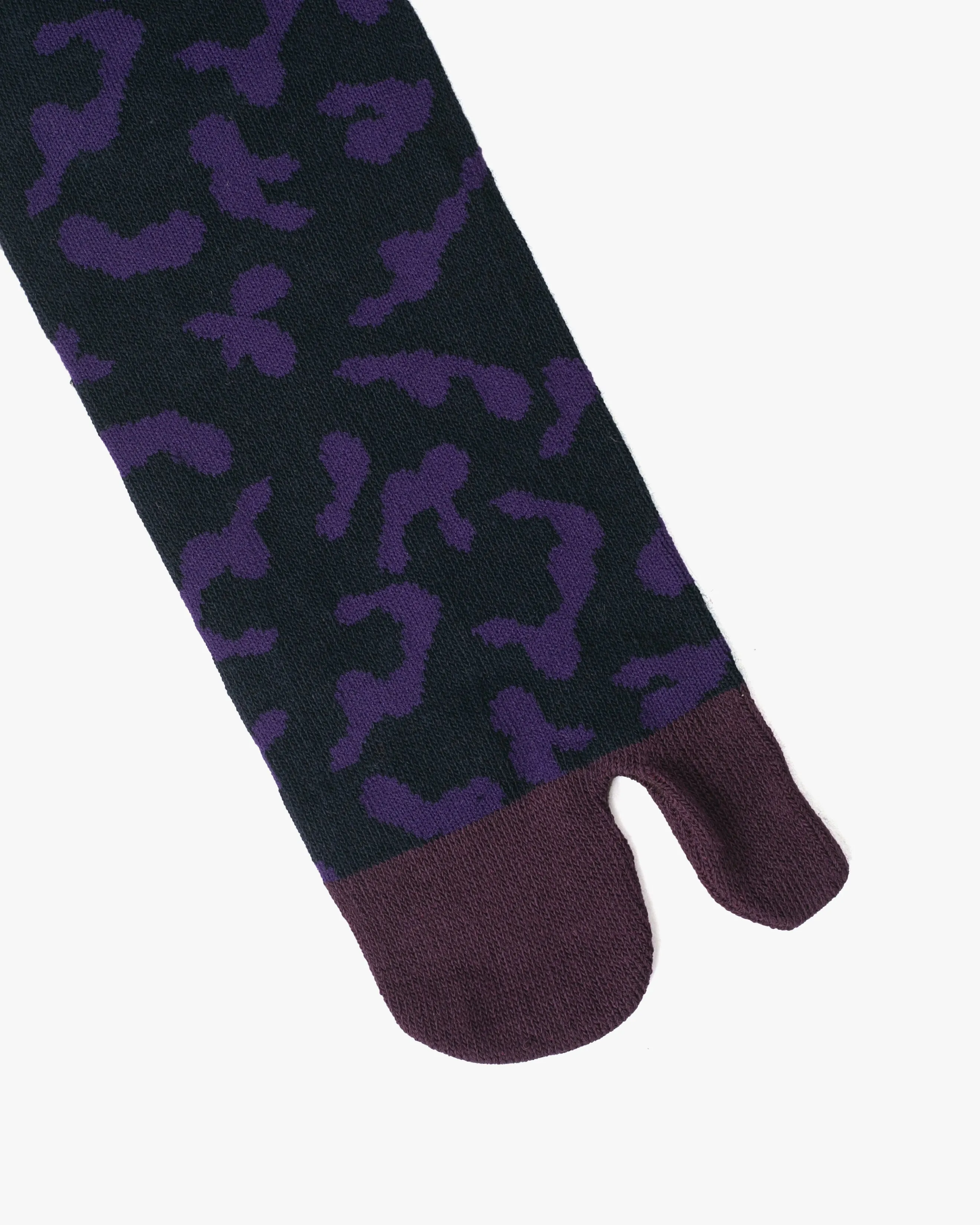 Wa Modern, Tabi Socks, Crew, Black with Purple Hyotan (M/L) sold by Kiriko product image thumbnail 4