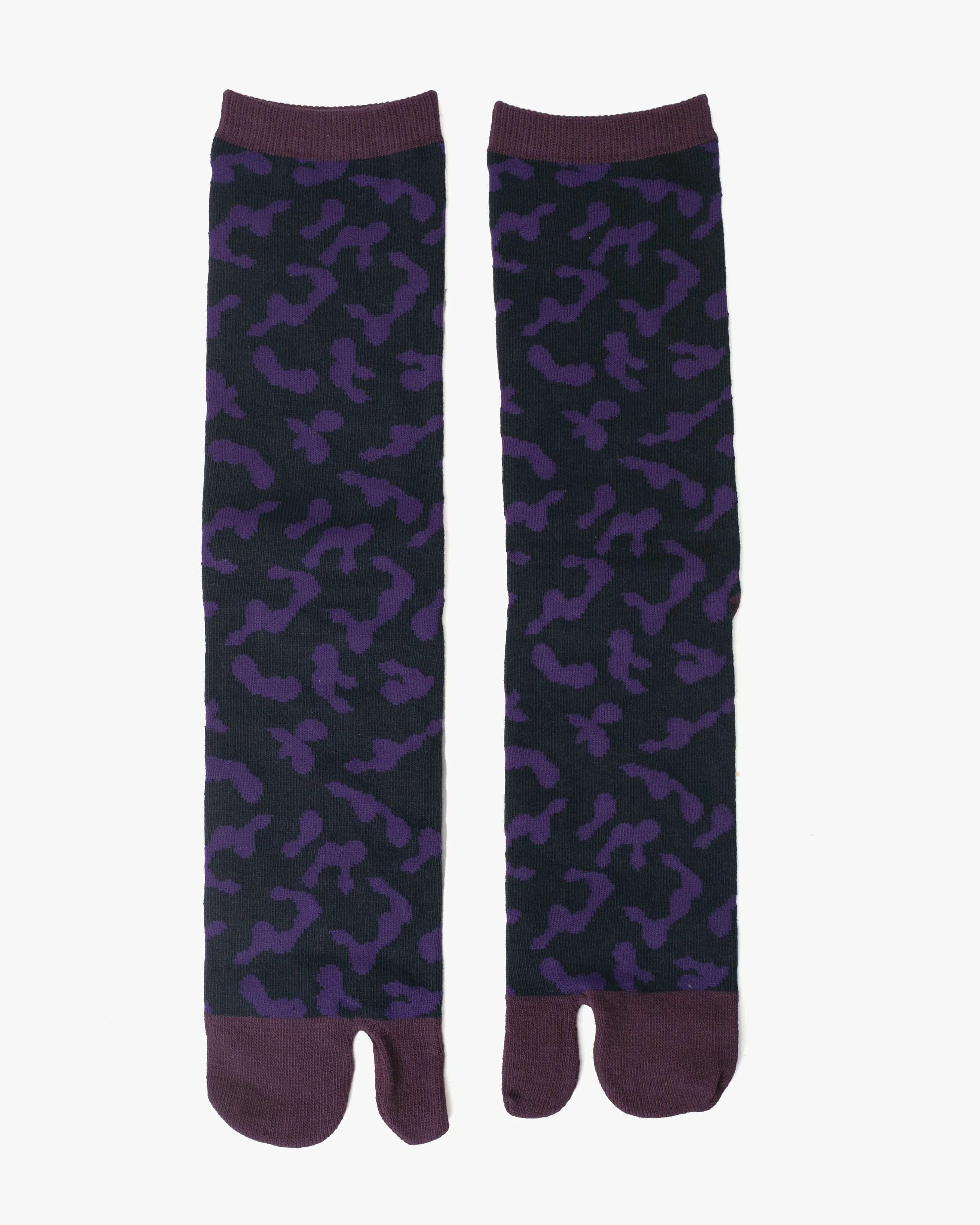 Wa Modern, Tabi Socks, Crew, Black with Purple Hyotan (M/L) sold by Kiriko product image thumbnail 2