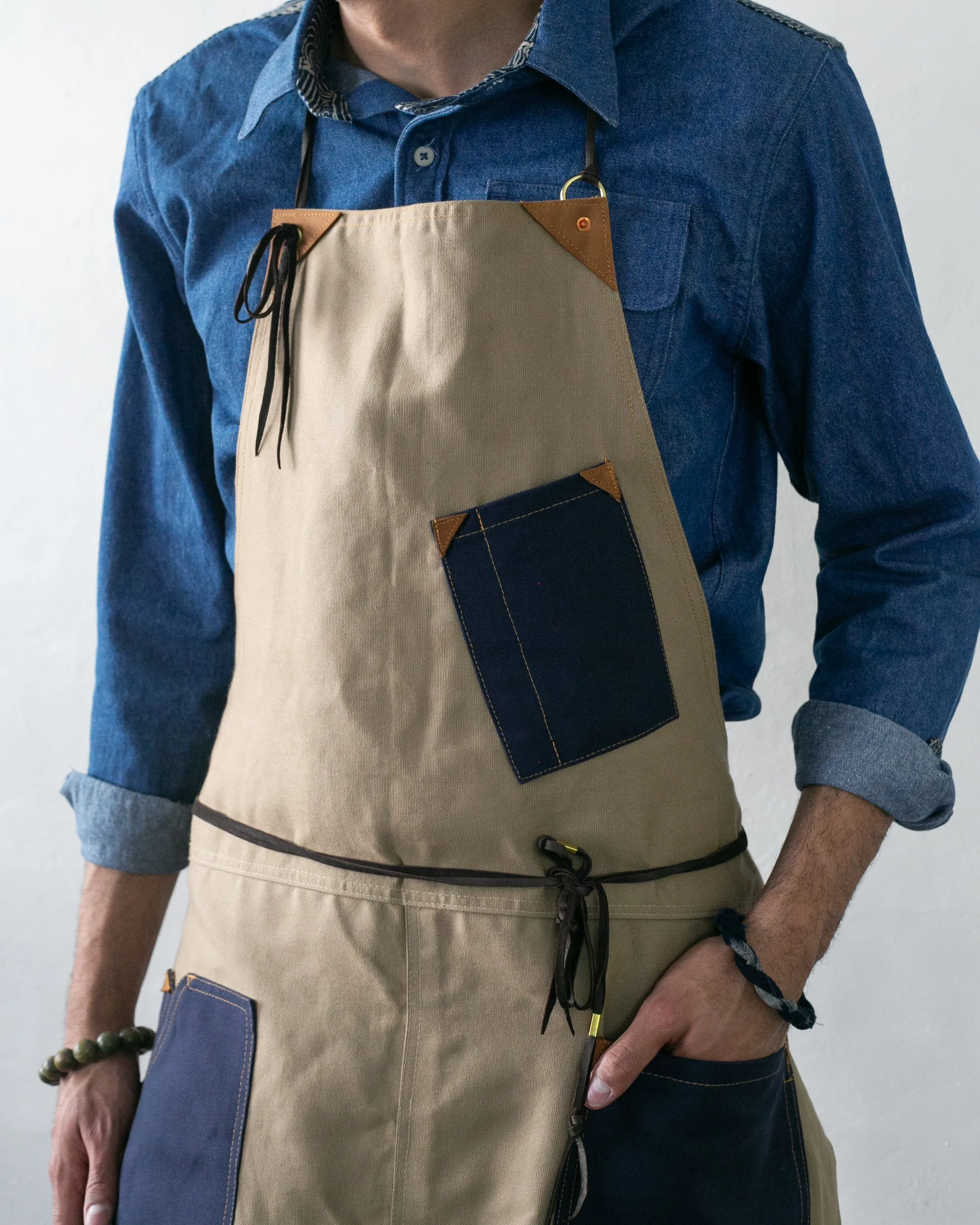 Kokoro Original Work Apron, Full, Canvas Two-Tone, Navy Pocket on Beige sold by Kiriko product image thumbnail 2