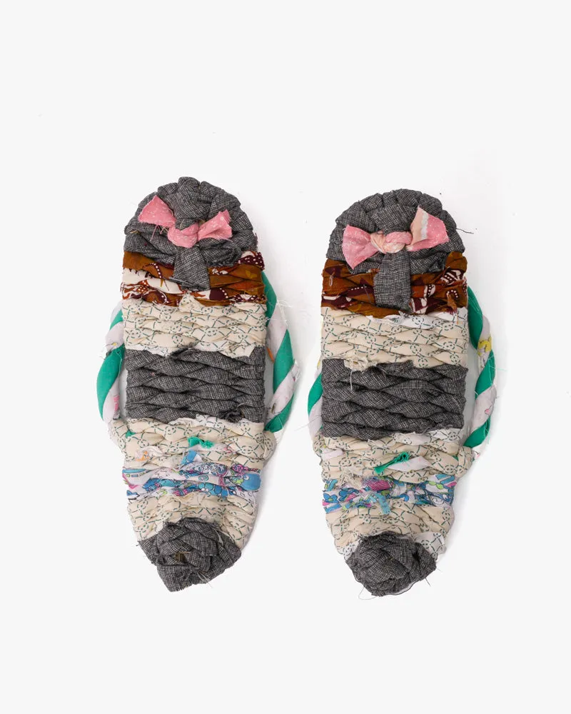 Matsunoya Kid's Hand Woven Waraji Slippers (S/M) sold by Kiriko product image thumbnail 2