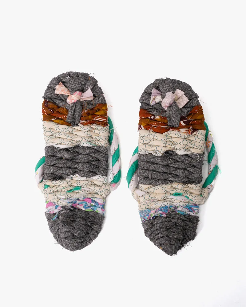 Matsunoya Kid's Hand Woven Waraji Slippers (S/M) sold by Kiriko product image thumbnail 2