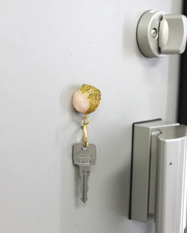 Magnetic Key Chain, Arutha, Wagashi Series, Sakura Mochi sold by Kiriko