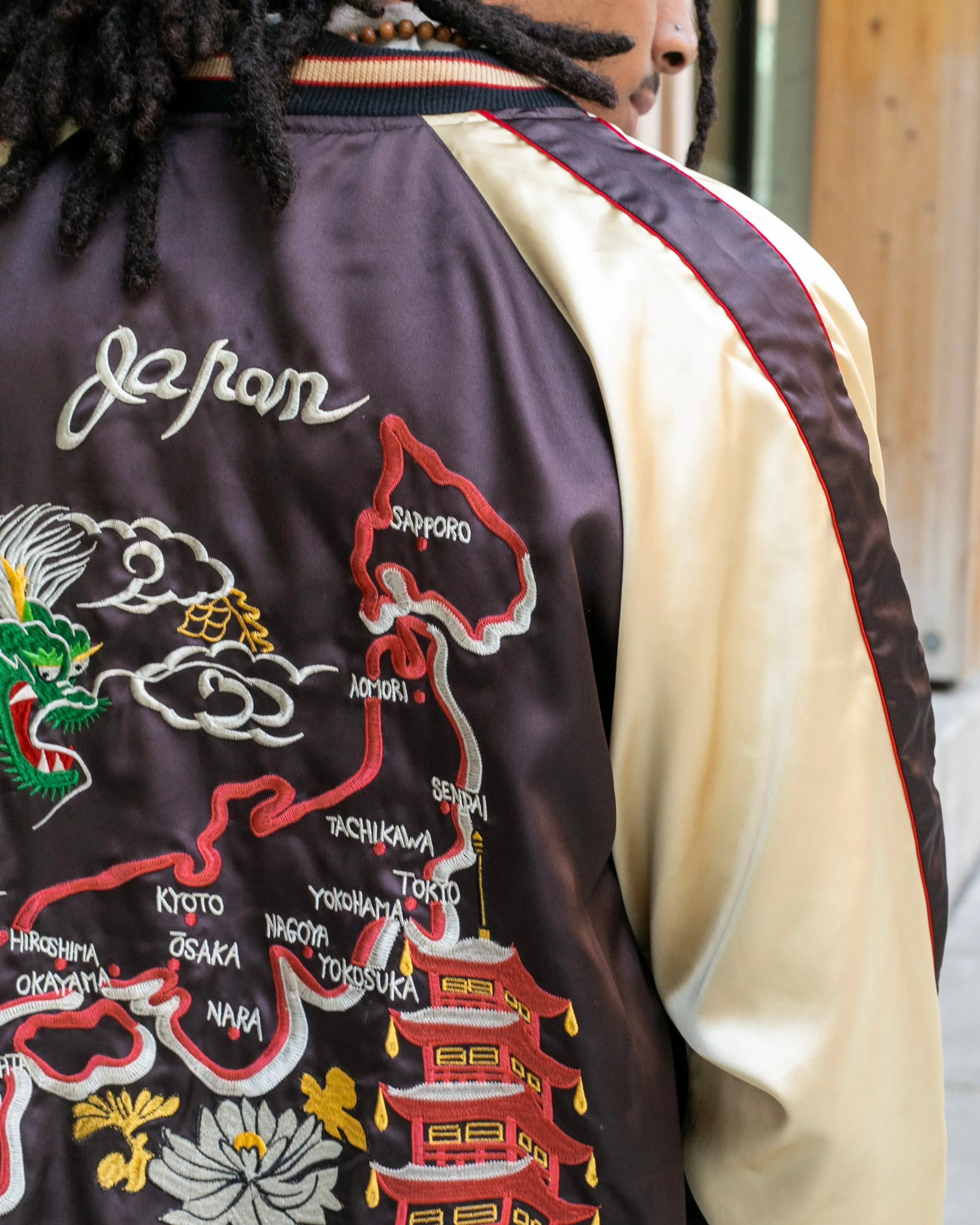 Japanese Repro Souvenir Jacket, Reversible, Tiger and Dragon and Map of Japan - M sold by Kiriko product image thumbnail 5