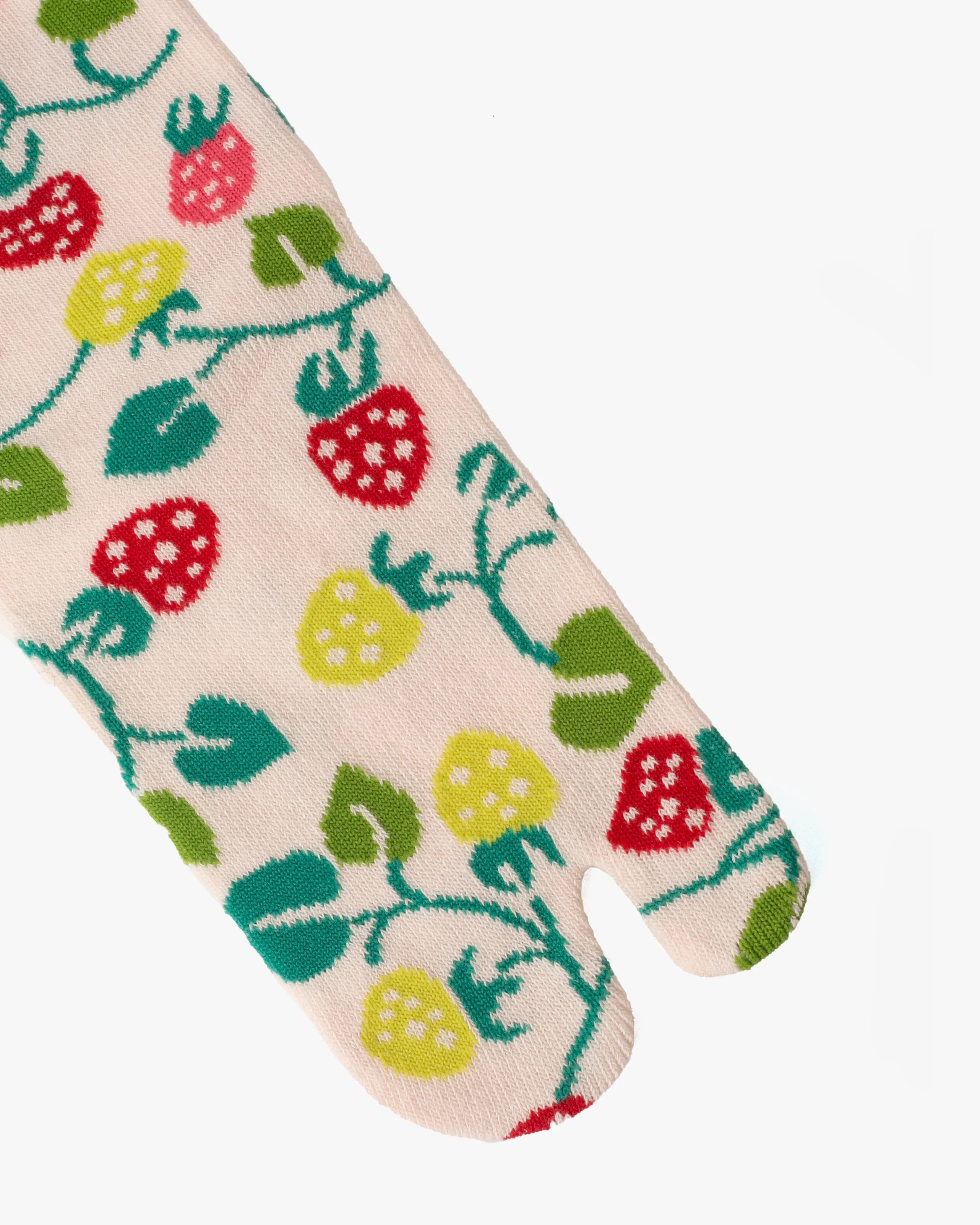 Kurochiku, Tabi Socks, Crew, White with Green and Red Berries- S/M sold by Kiriko product image thumbnail 3
