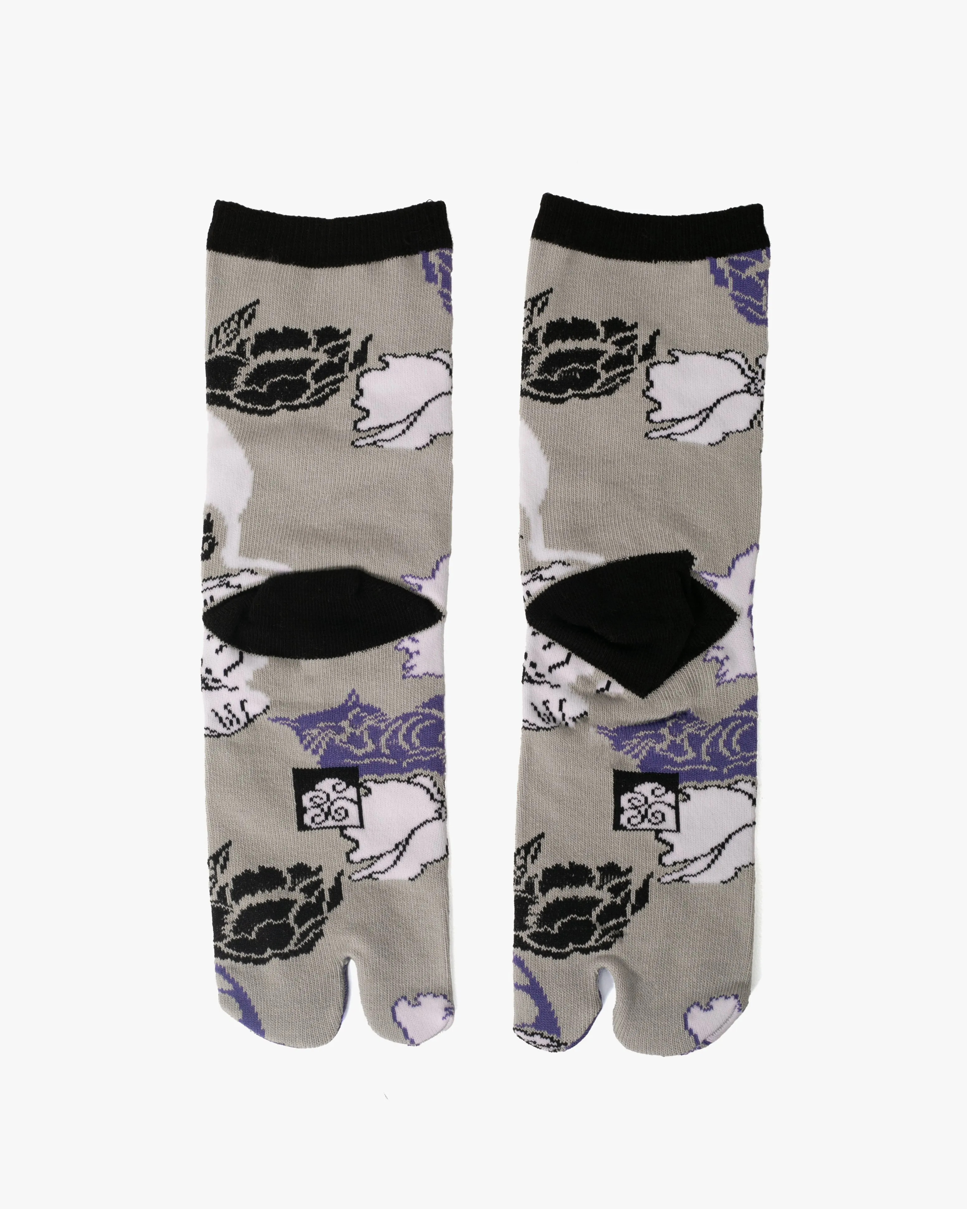 Wa Modern, Tabi Socks, Crew, Cat and Flowers, Purple (S/M) sold by Kiriko product image thumbnail 4