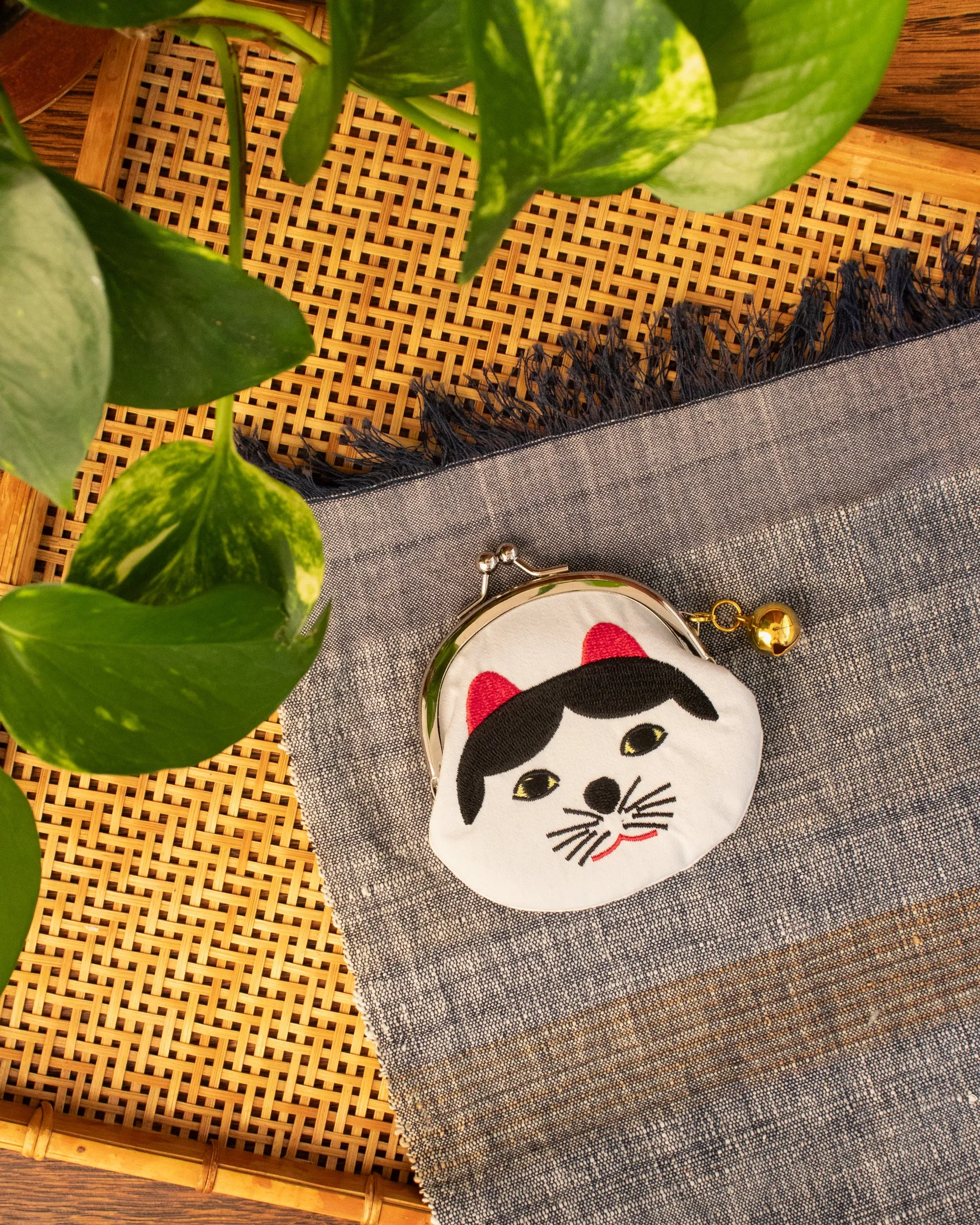 Wa Modern, Mini Coin Purse, White Neko sold by Kiriko