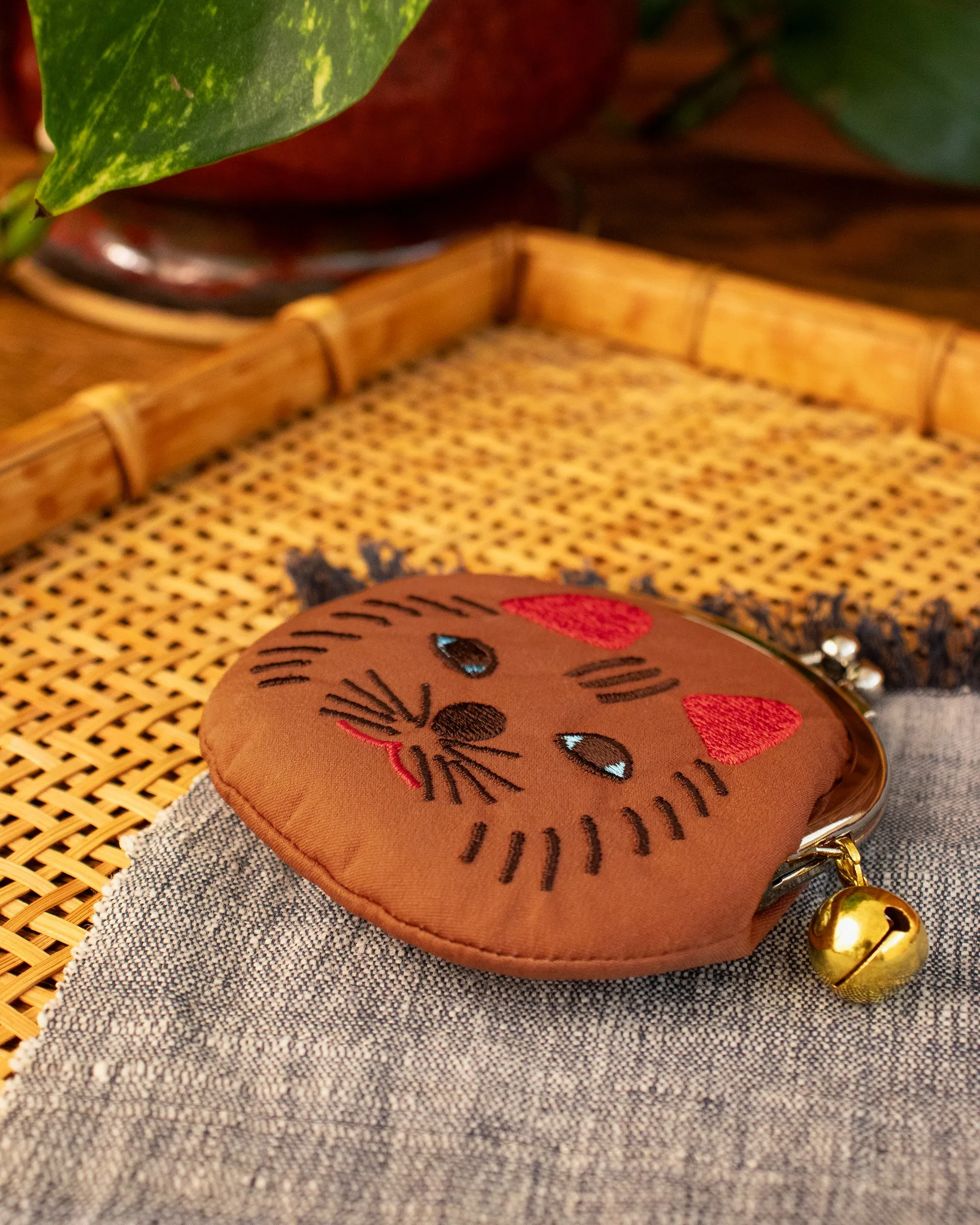 Wa Modern, Mini Coin Purse, Brown Neko sold by Kiriko product image thumbnail 3
