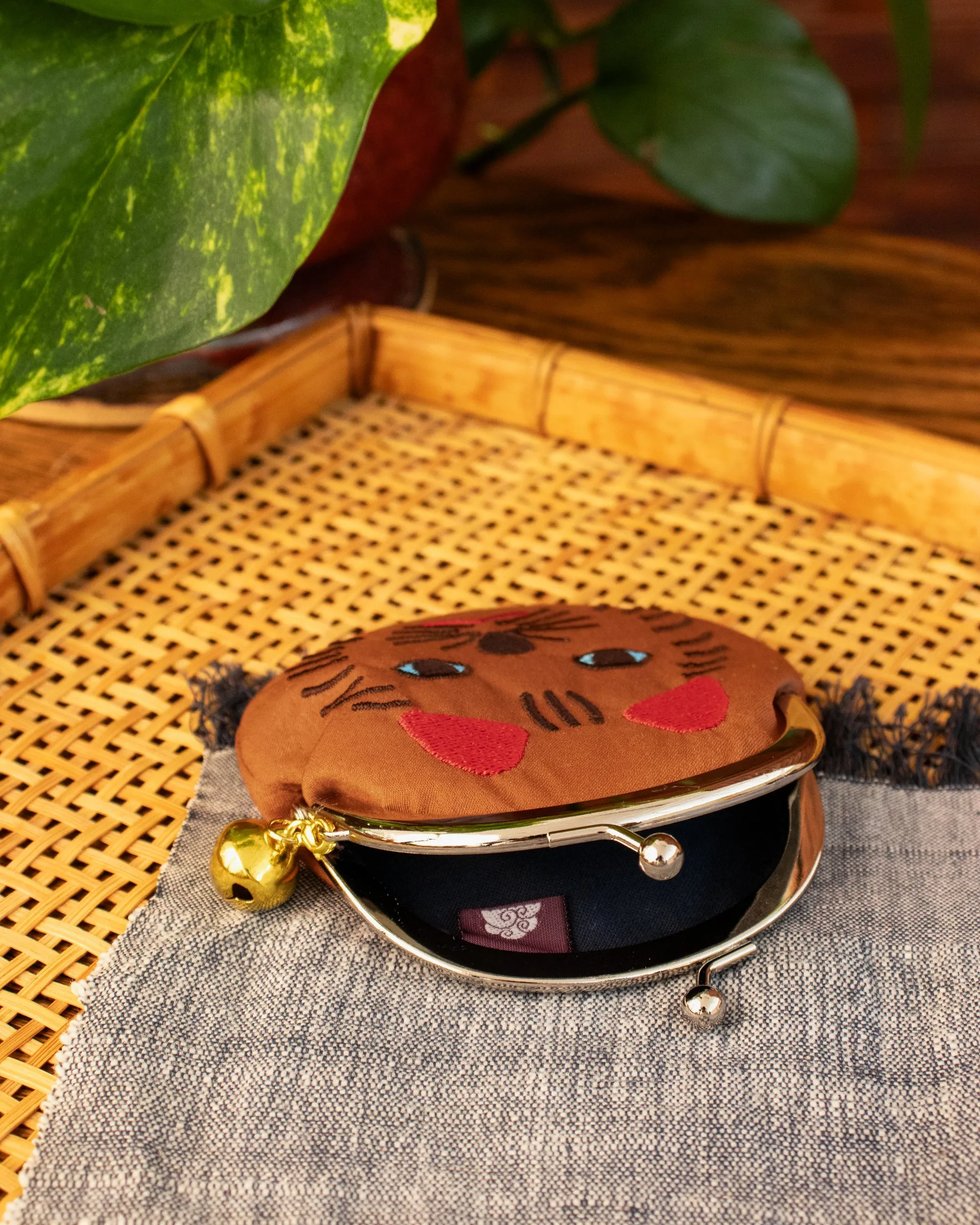 Wa Modern, Mini Coin Purse, Brown Neko sold by Kiriko product image thumbnail 2