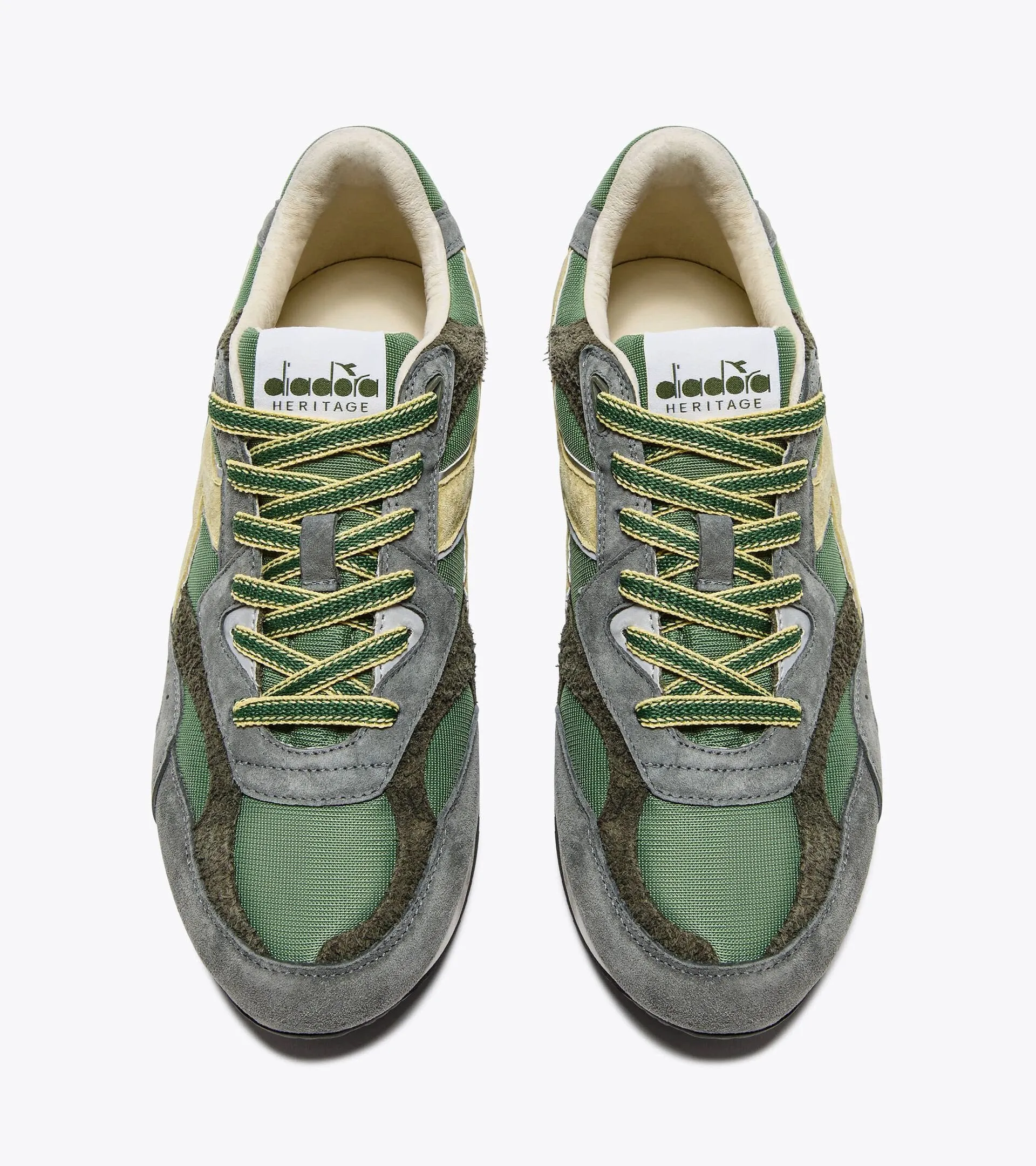 EQUIPE REVENGE USED | CLUB GREEN | DIADORA sold by Man Ready product image thumbnail 4
