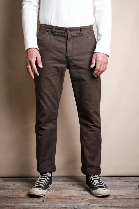 Workers Chino Slim Straight | 14 oz. Bark | Freenote Cloth sold by Man Ready