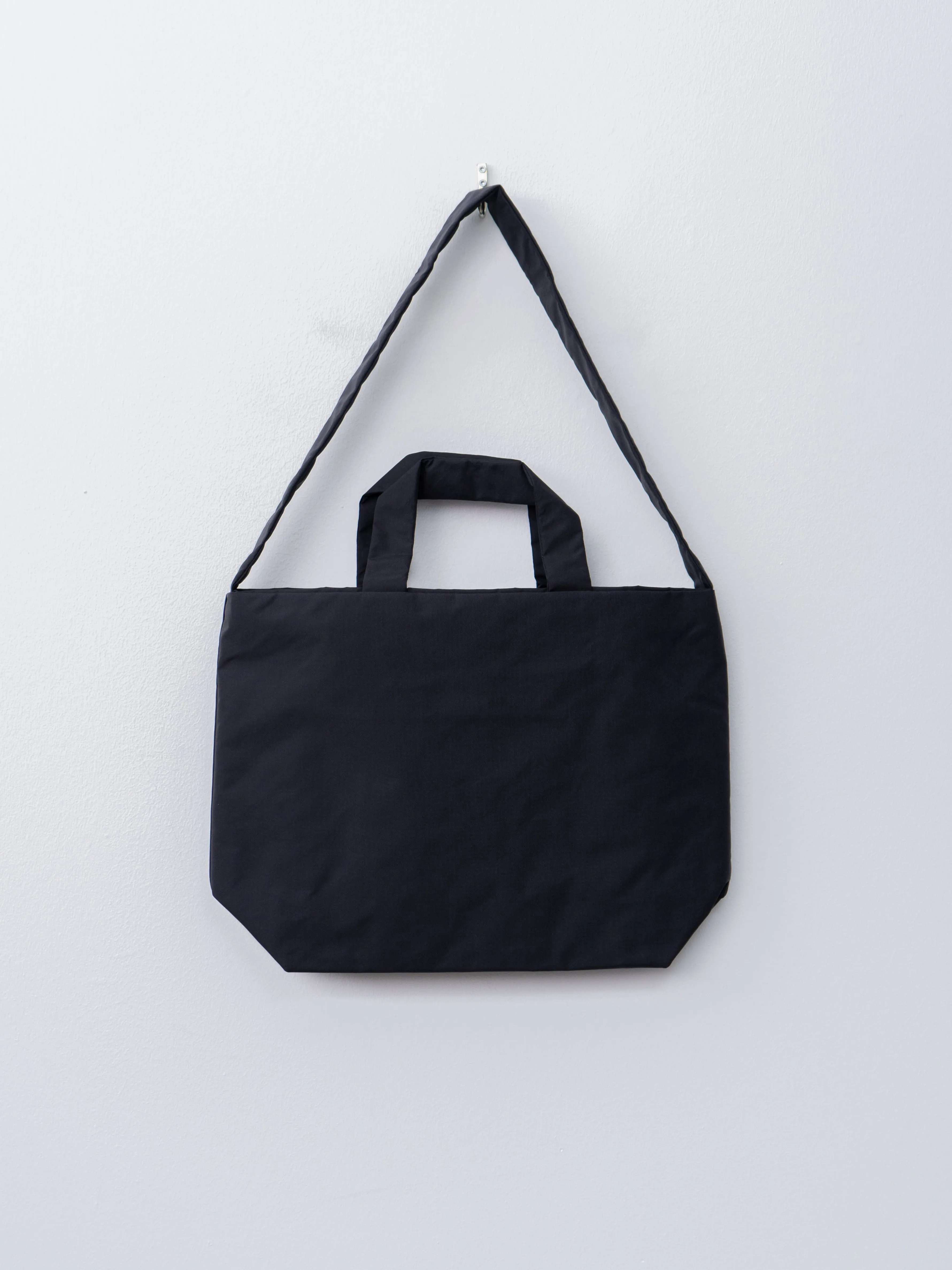 Shoulder Tote M - Black sold by Namu Shop