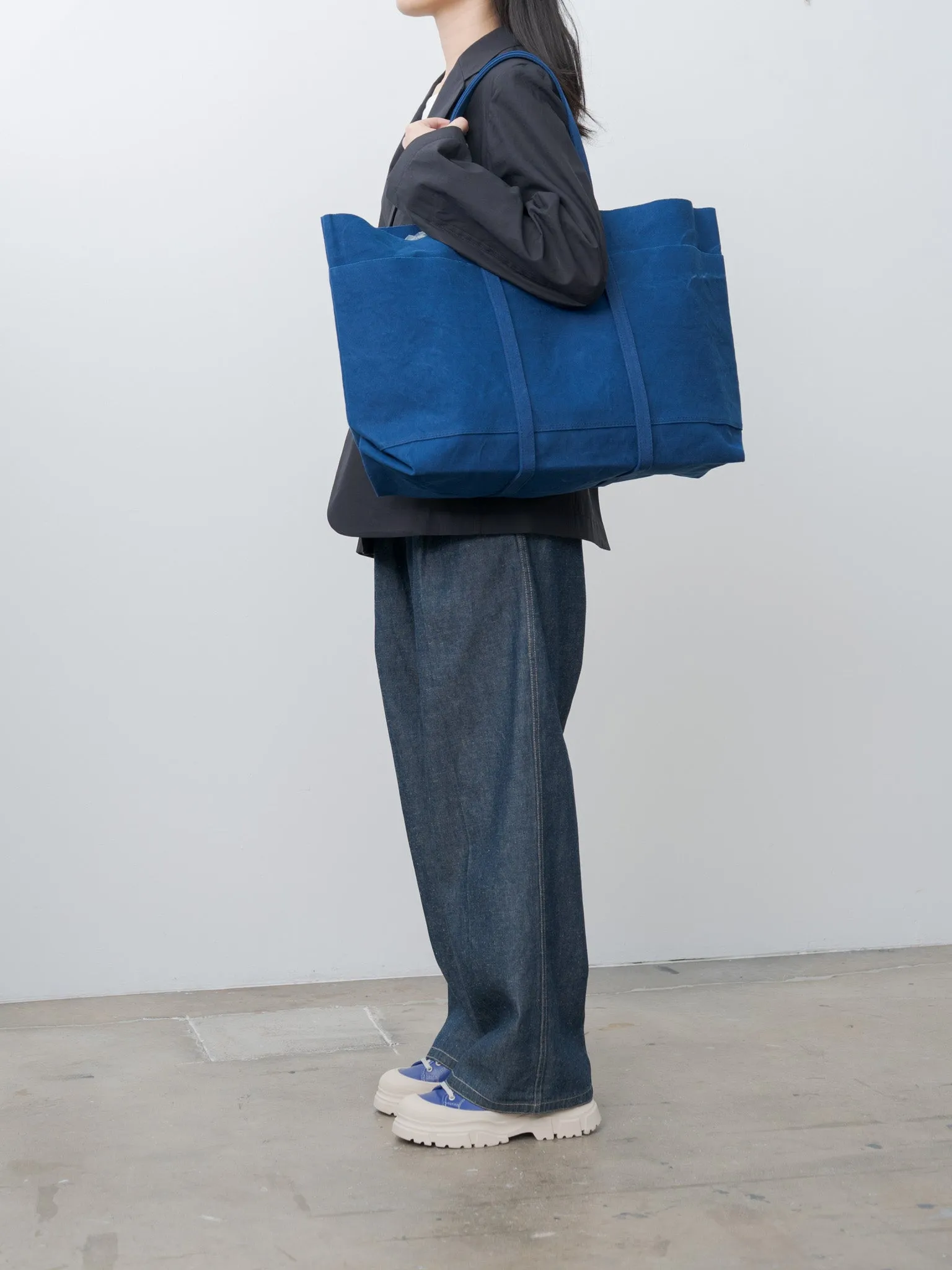 Washed Canvas Tote Large - Blue sold by Namu Shop product image thumbnail 3