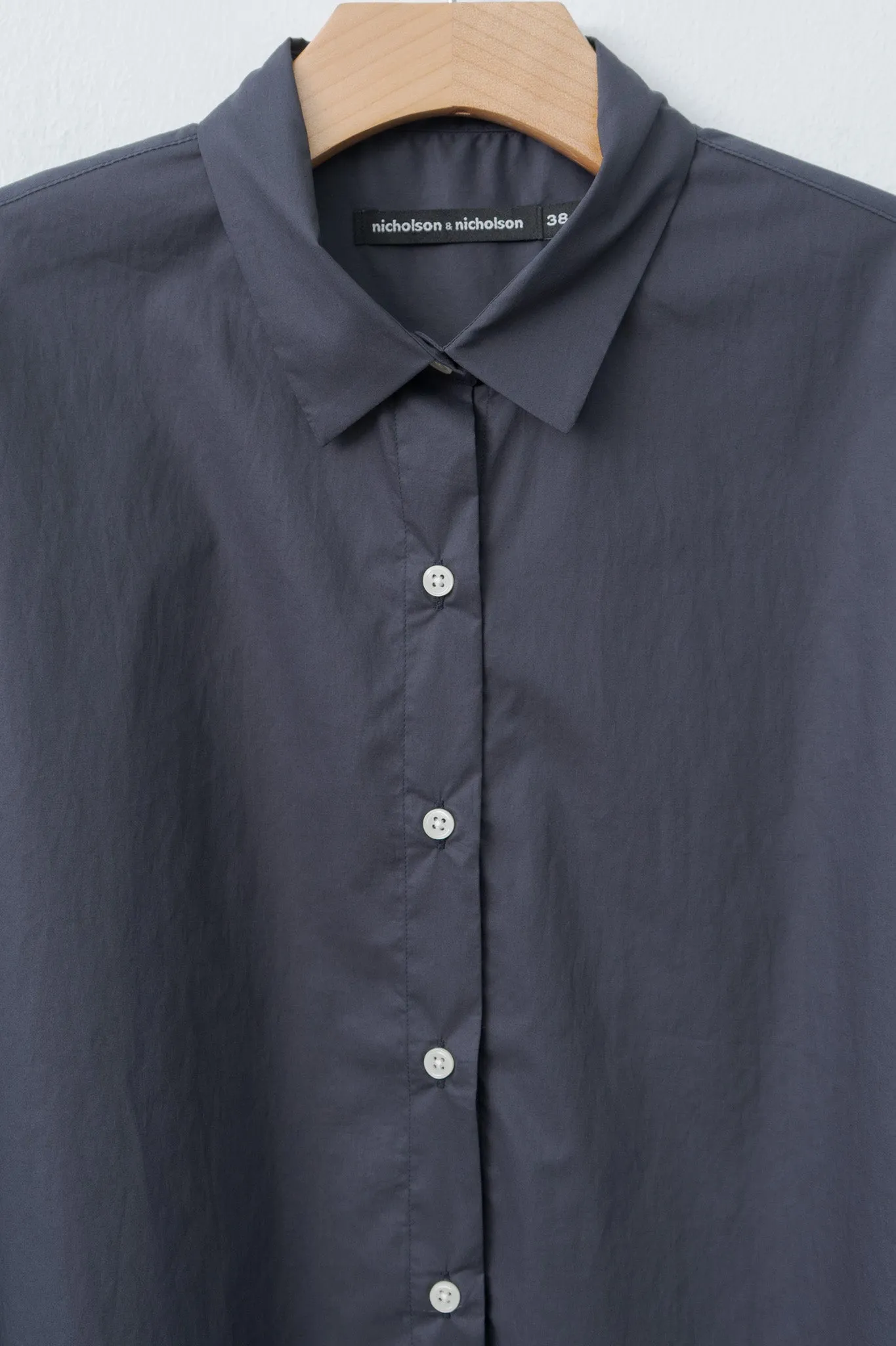 TENDER-POPLIN Shirt - Navy sold by Namu Shop product image thumbnail 5