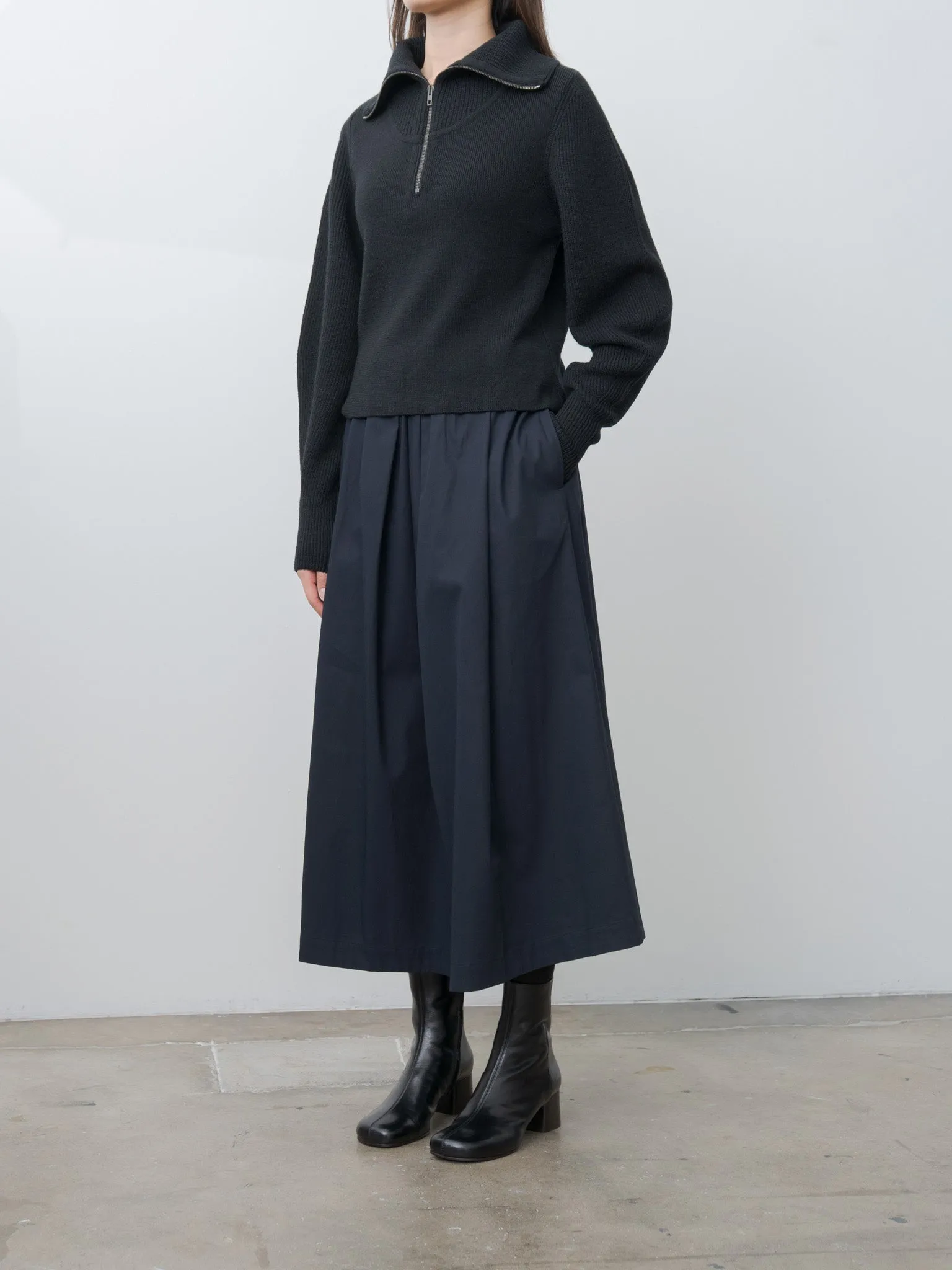 DOLLY-TWILL Skirt - Navy sold by Namu Shop product image thumbnail 4